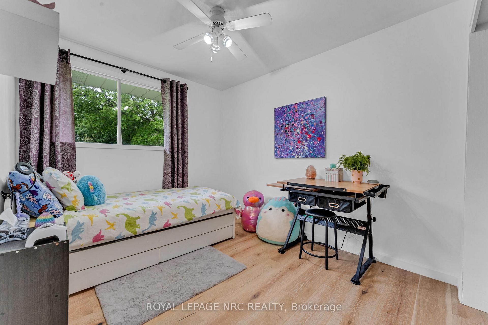 Photo 49 of 75 Alexandra Boulevard, St. Catharines, Secord Woods — HOMEH