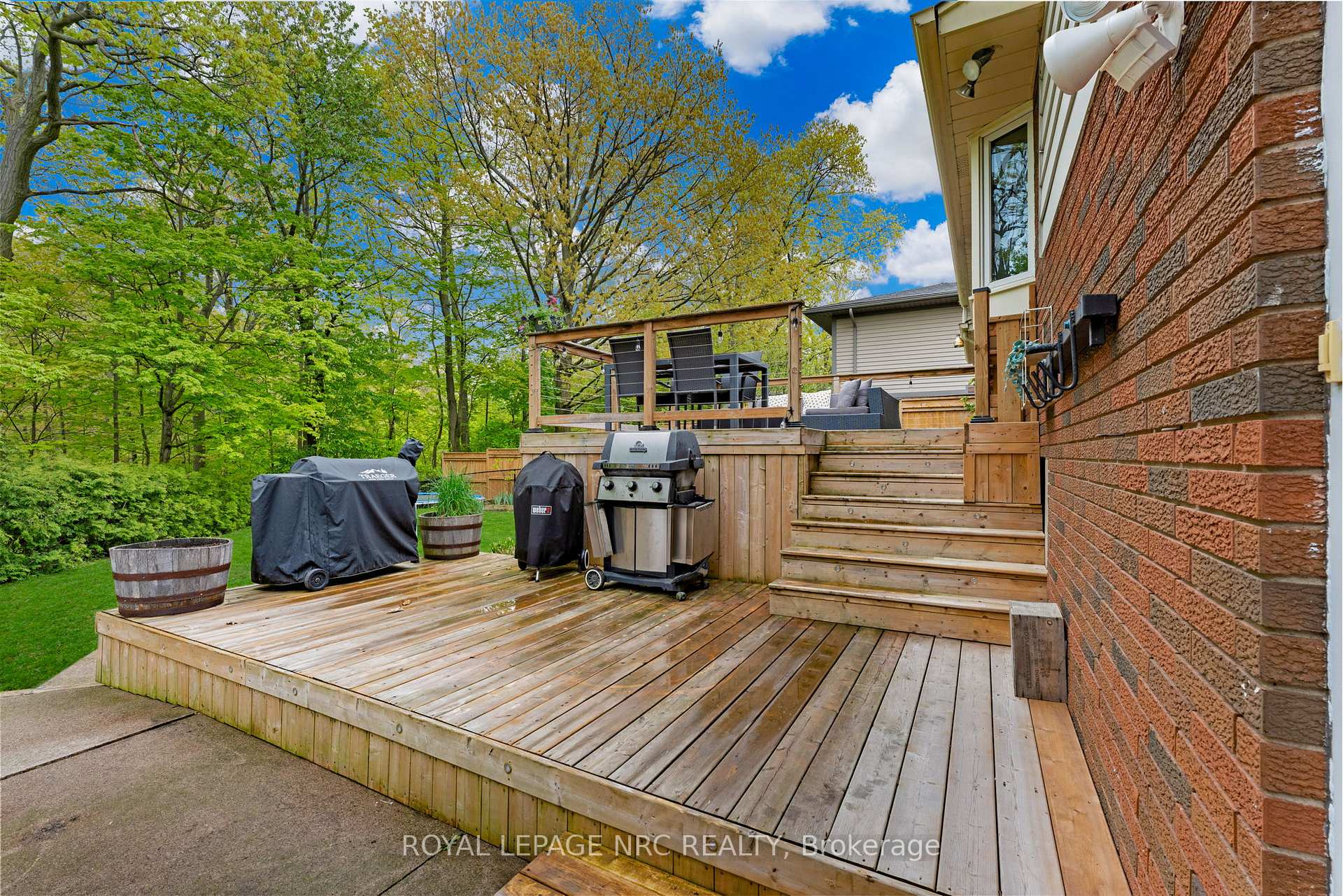 Photo 38 of 75 Alexandra Boulevard, St. Catharines, Secord Woods — HOMEH