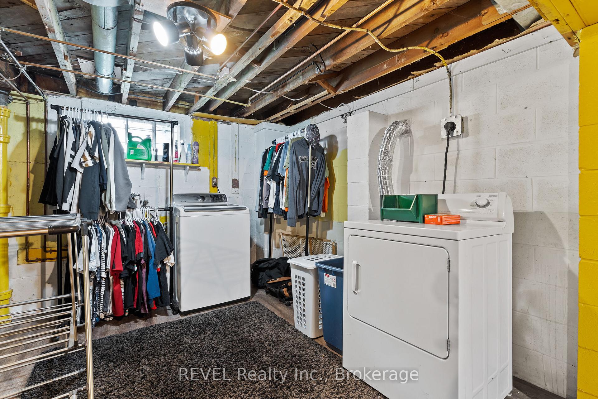 Photo 26 of 21 Hamilton Street, St. Catharines, Western Hill — HOMEH