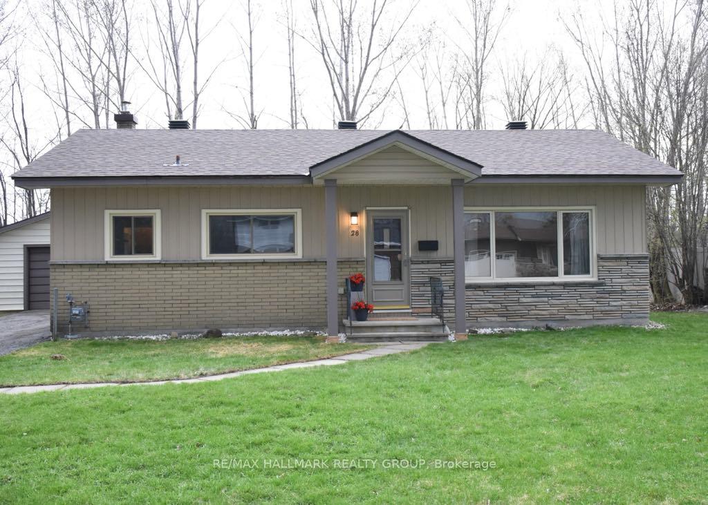 Photo 1 of 28 Kirkstall Avenue, Ottawa, Manordale — HOMEH