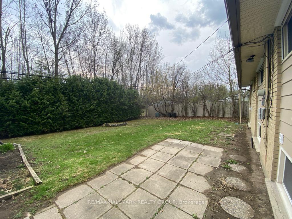 Photo 26 of 28 Kirkstall Avenue, Ottawa, Manordale — HOMEH