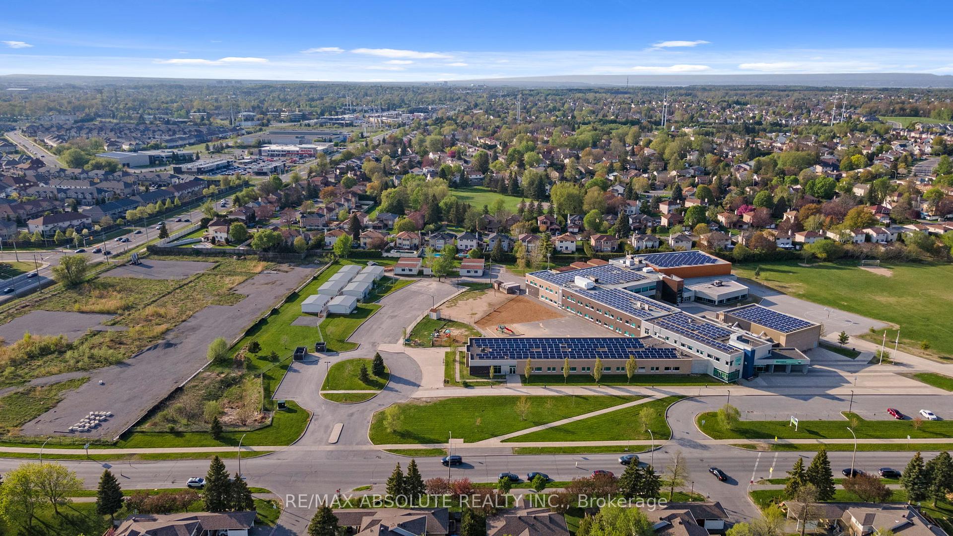 Photo 14 of 256 Monticello Avenue, Ottawa, Kanata - Emerald Meadows/Trailwest — HOMEH