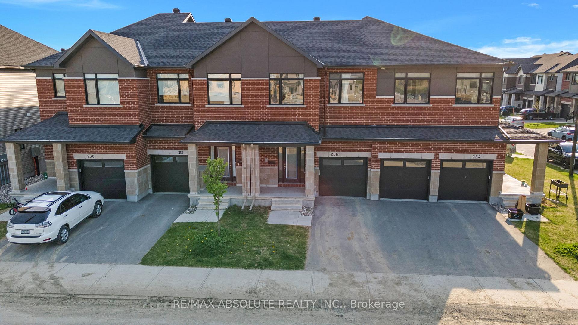 Photo 32 of 256 Monticello Avenue, Ottawa, Kanata - Emerald Meadows/Trailwest — HOMEH