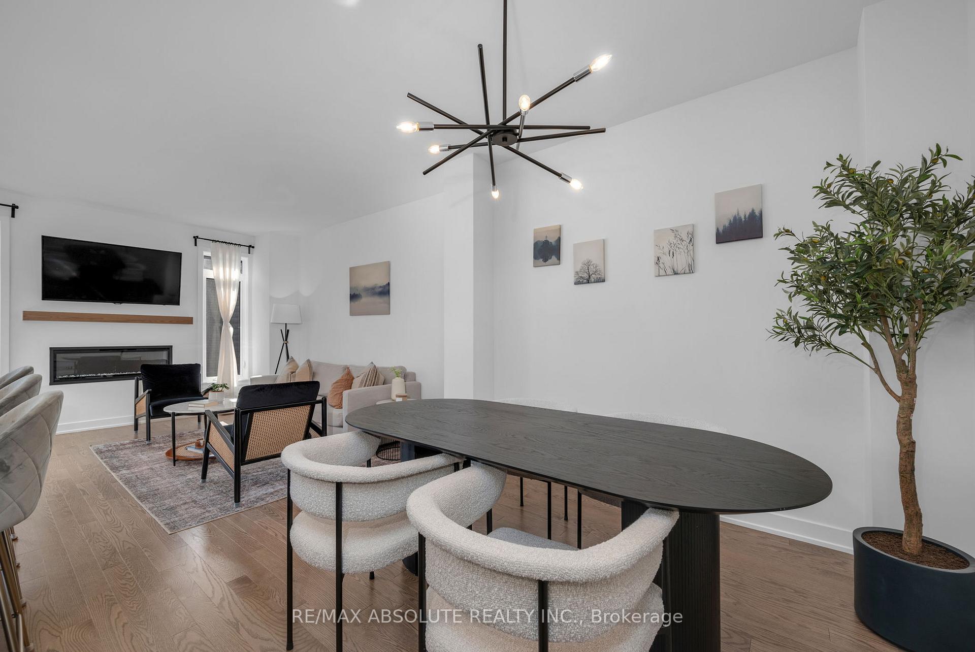 Photo 11 of 256 Monticello Avenue, Ottawa, Kanata - Emerald Meadows/Trailwest — HOMEH