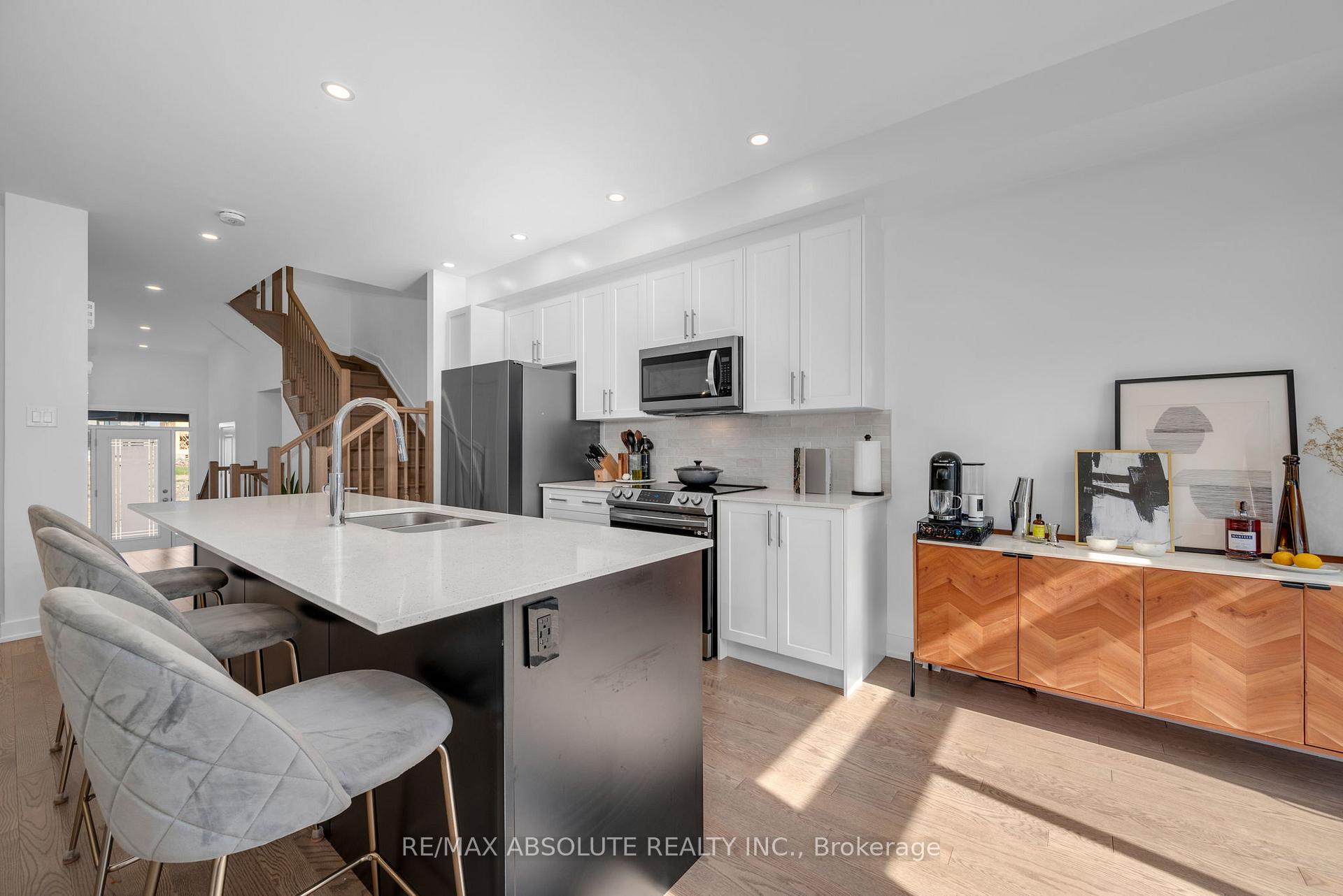 Photo 17 of 256 Monticello Avenue, Ottawa, Kanata - Emerald Meadows/Trailwest — HOMEH