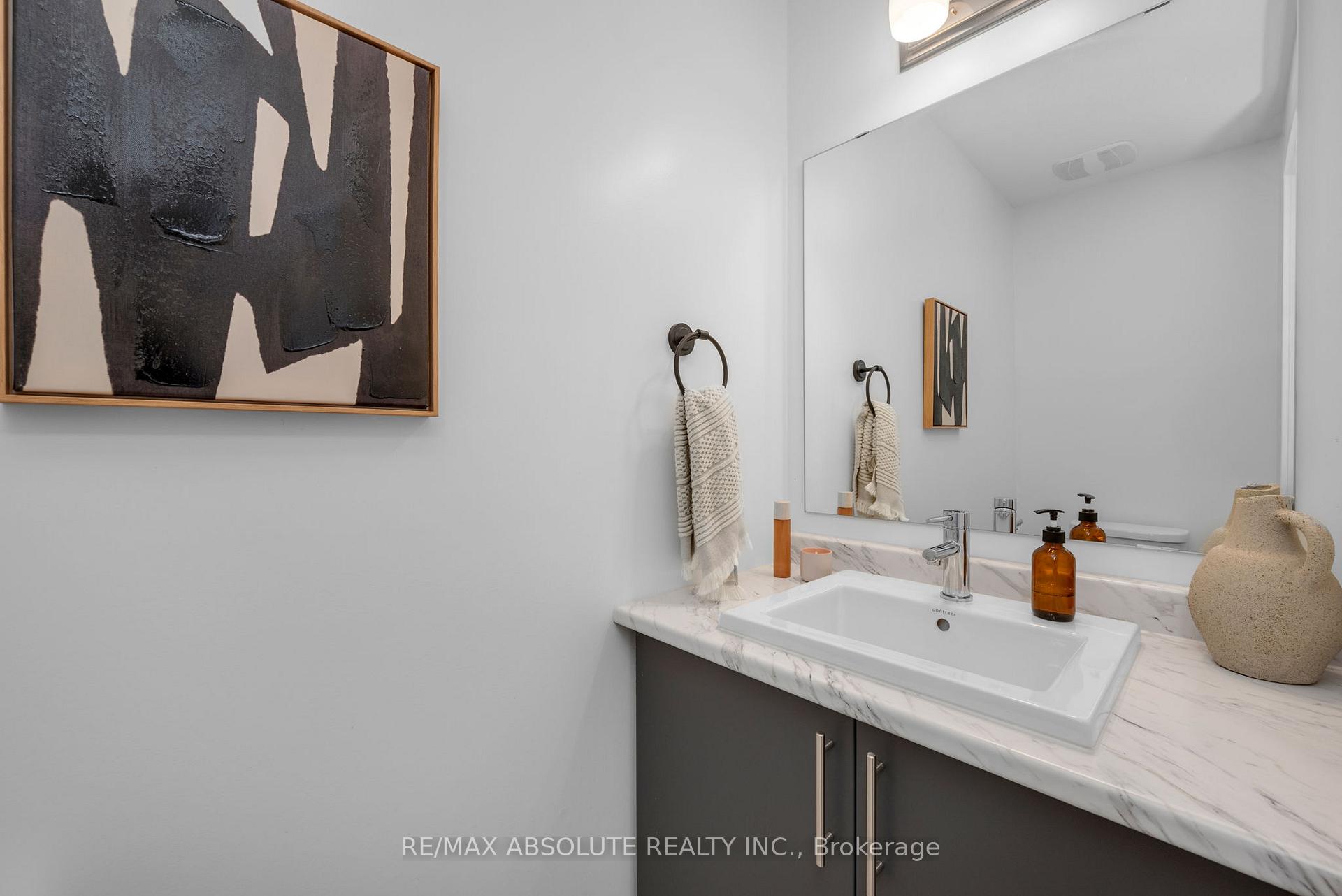 Photo 16 of 256 Monticello Avenue, Ottawa, Kanata - Emerald Meadows/Trailwest — HOMEH