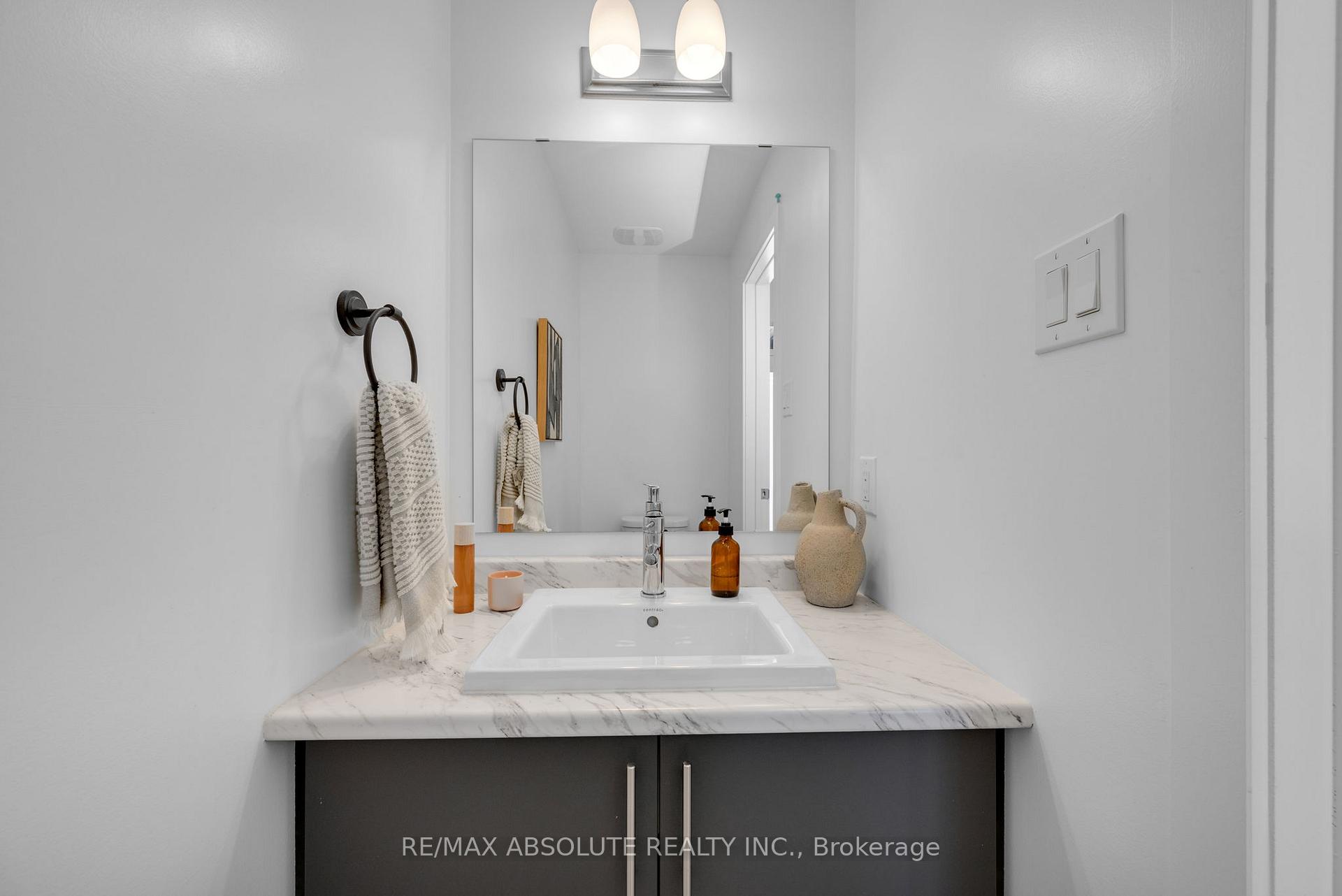 Photo 24 of 256 Monticello Avenue, Ottawa, Kanata - Emerald Meadows/Trailwest — HOMEH