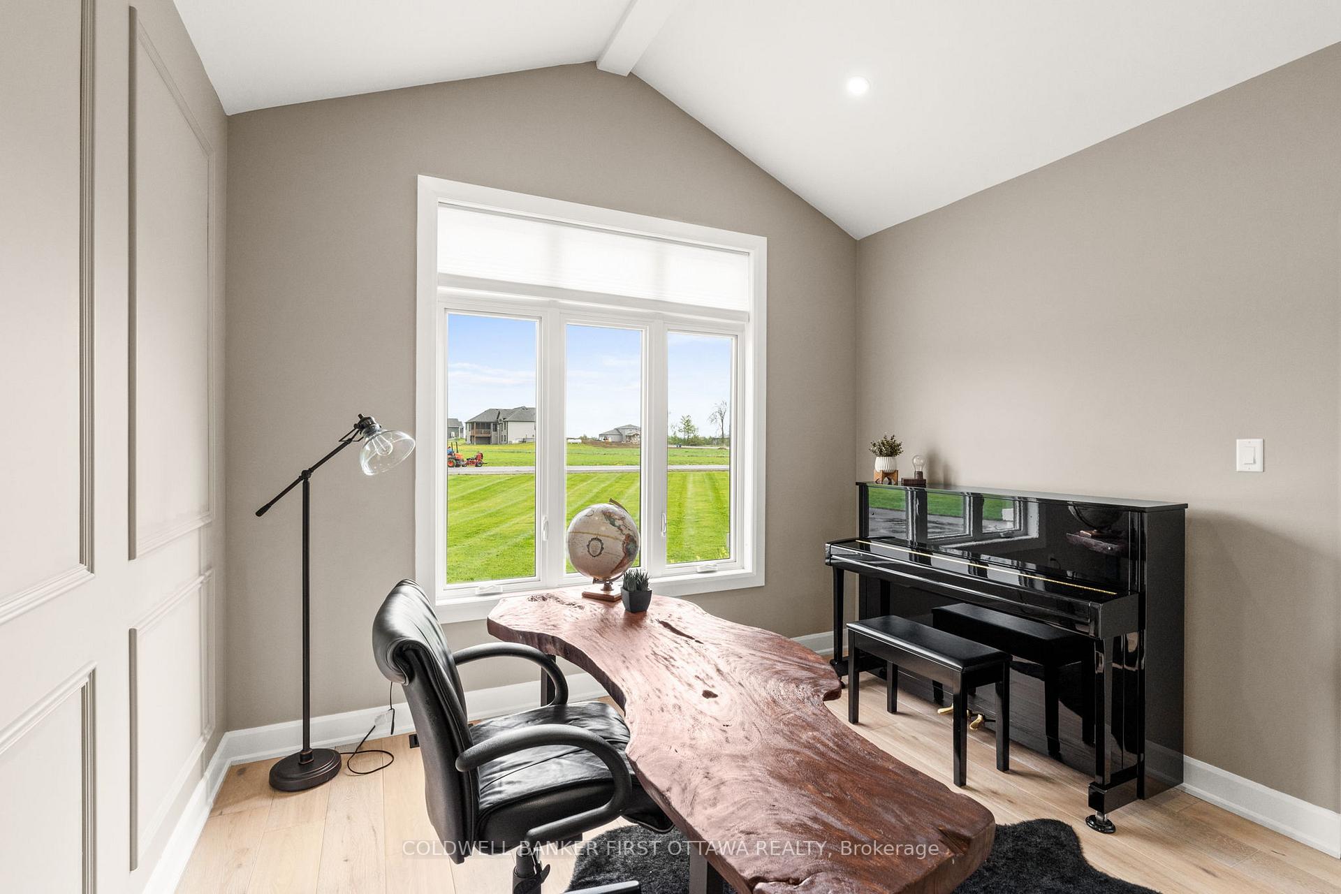 Photo 12 of 165 Westar Farm Way, Ottawa, Remainder of Stittsville & Area — HOMEH