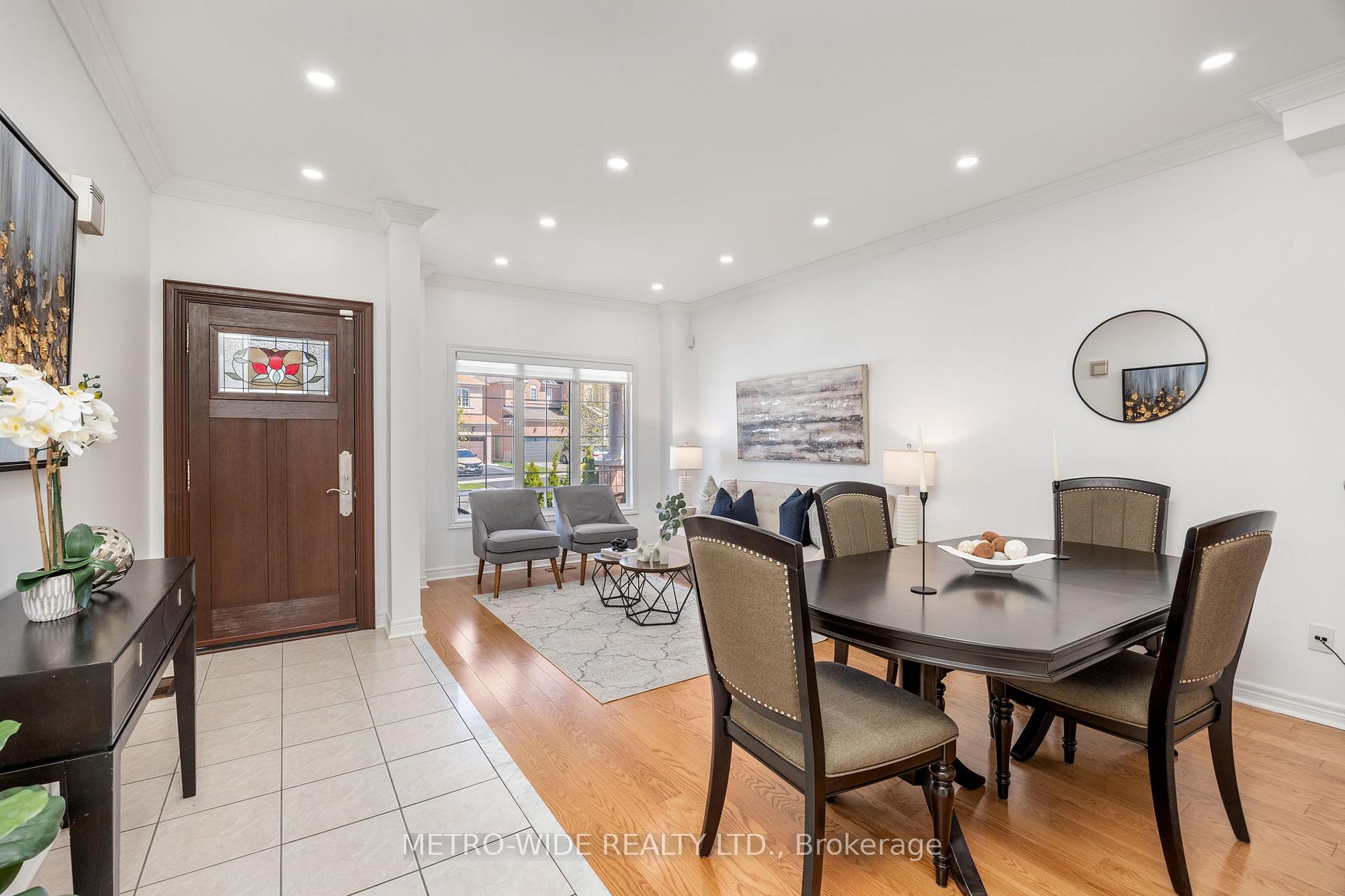 Photo 8 of 77 Ten Oaks Boulevard, Vaughan, Patterson — HOMEH