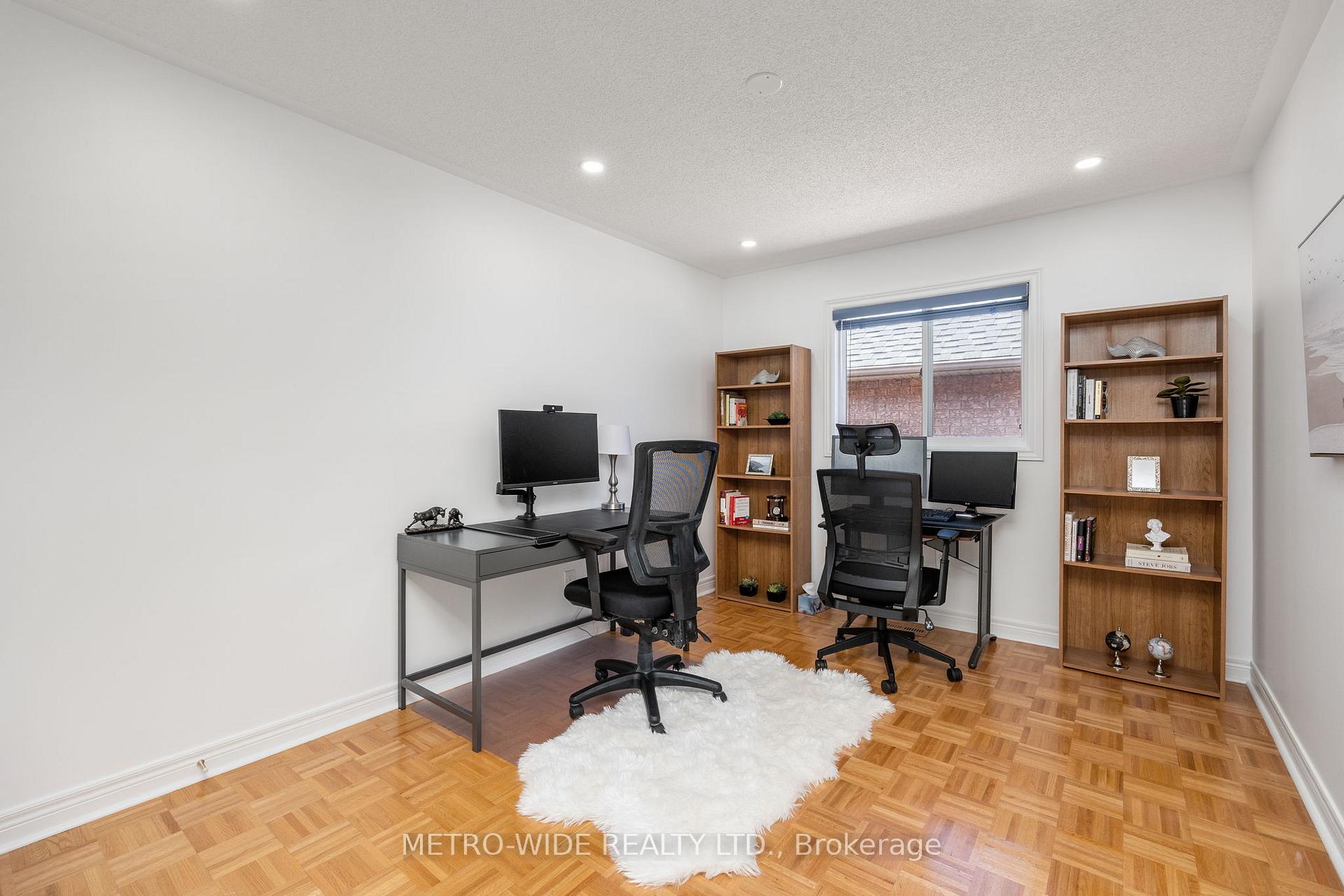 Photo 20 of 77 Ten Oaks Boulevard, Vaughan, Patterson — HOMEH