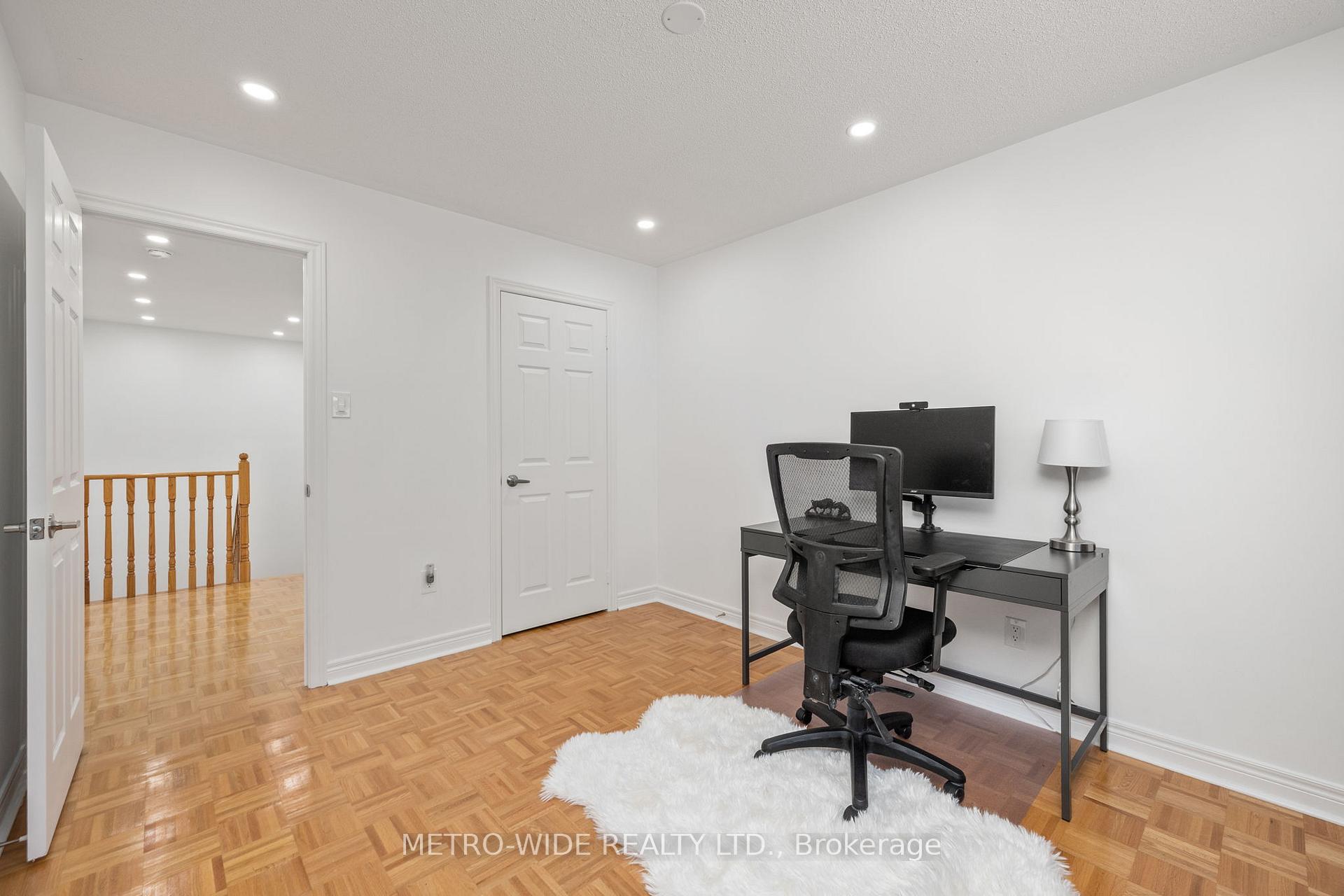 Photo 32 of 77 Ten Oaks Boulevard, Vaughan, Patterson — HOMEH
