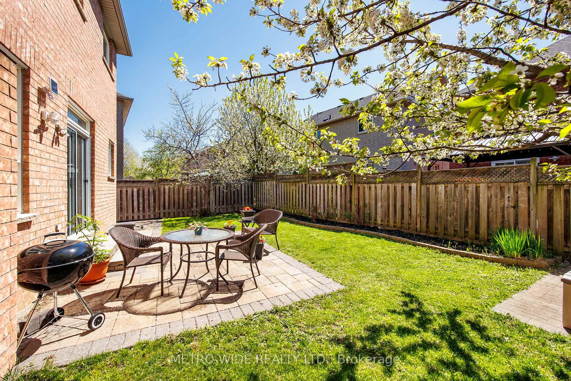 Photo 35 of 77 Ten Oaks Boulevard, Vaughan, Patterson — HOMEH