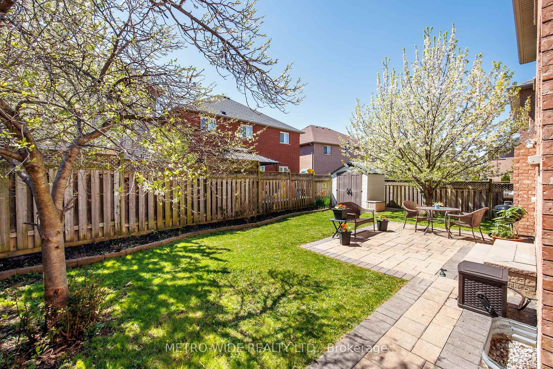 Photo 40 of 77 Ten Oaks Boulevard, Vaughan, Patterson — HOMEH