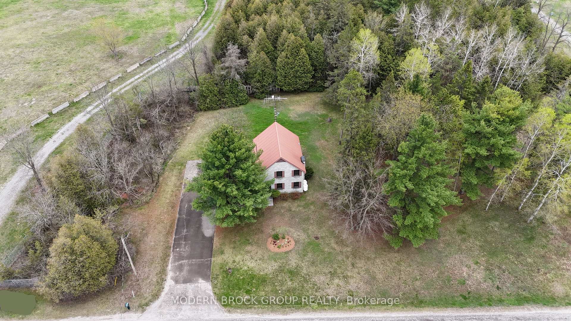 Photo 4 of 2717 Goodin Road, Edwardsburgh/Cardinal, Edwardsburgh/Cardinal Twp — HOMEH