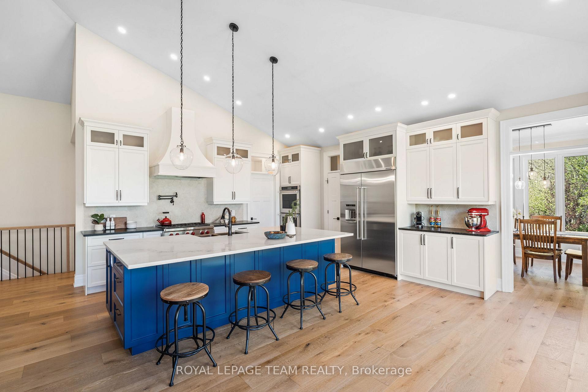 Photo 4 of 7384 Blue Water Crescent, Ottawa, Osgoode Twp North of Reg Rd 6 — HOMEH