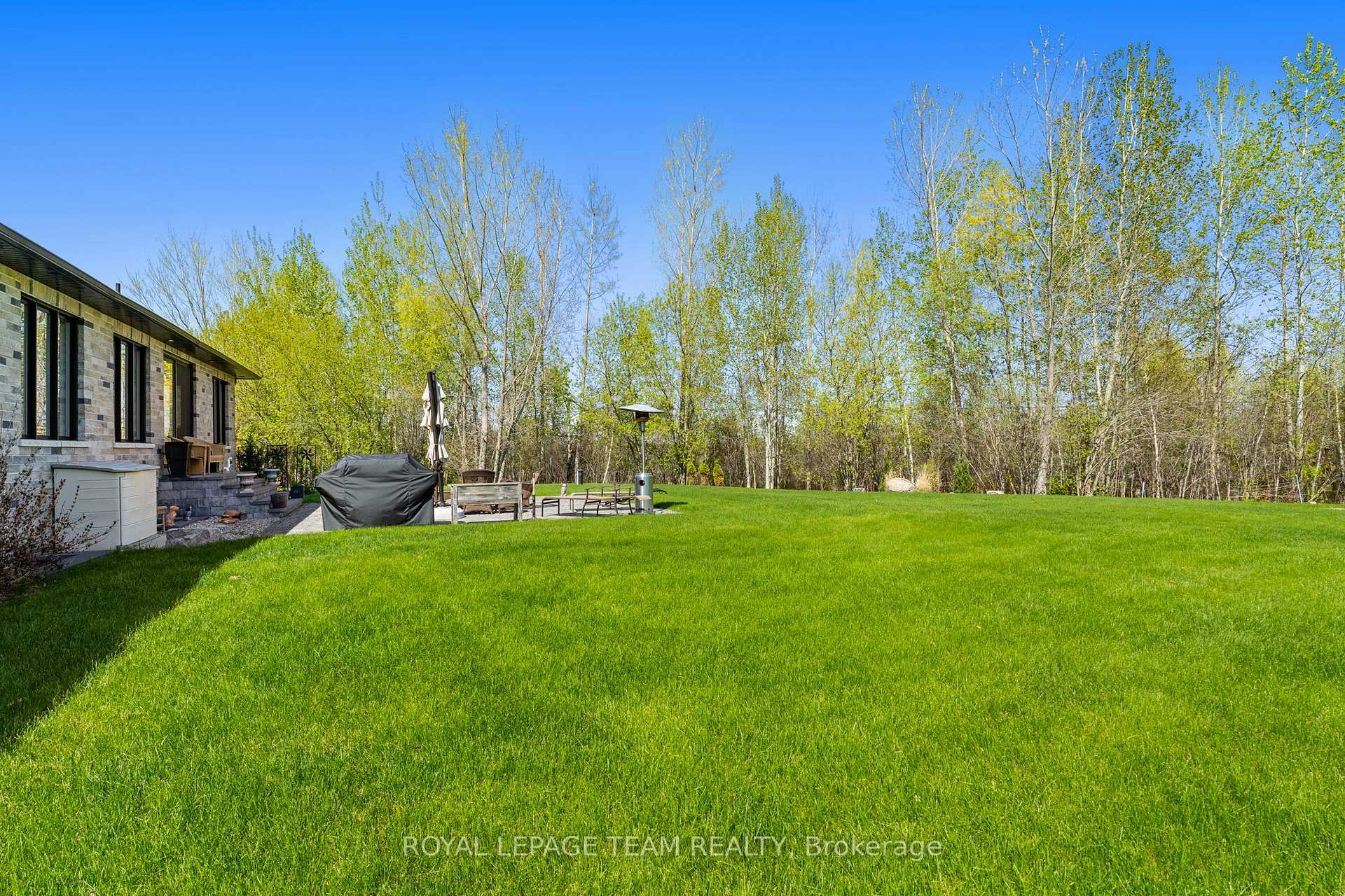 Photo 45 of 7384 Blue Water Crescent, Ottawa, Osgoode Twp North of Reg Rd 6 — HOMEH