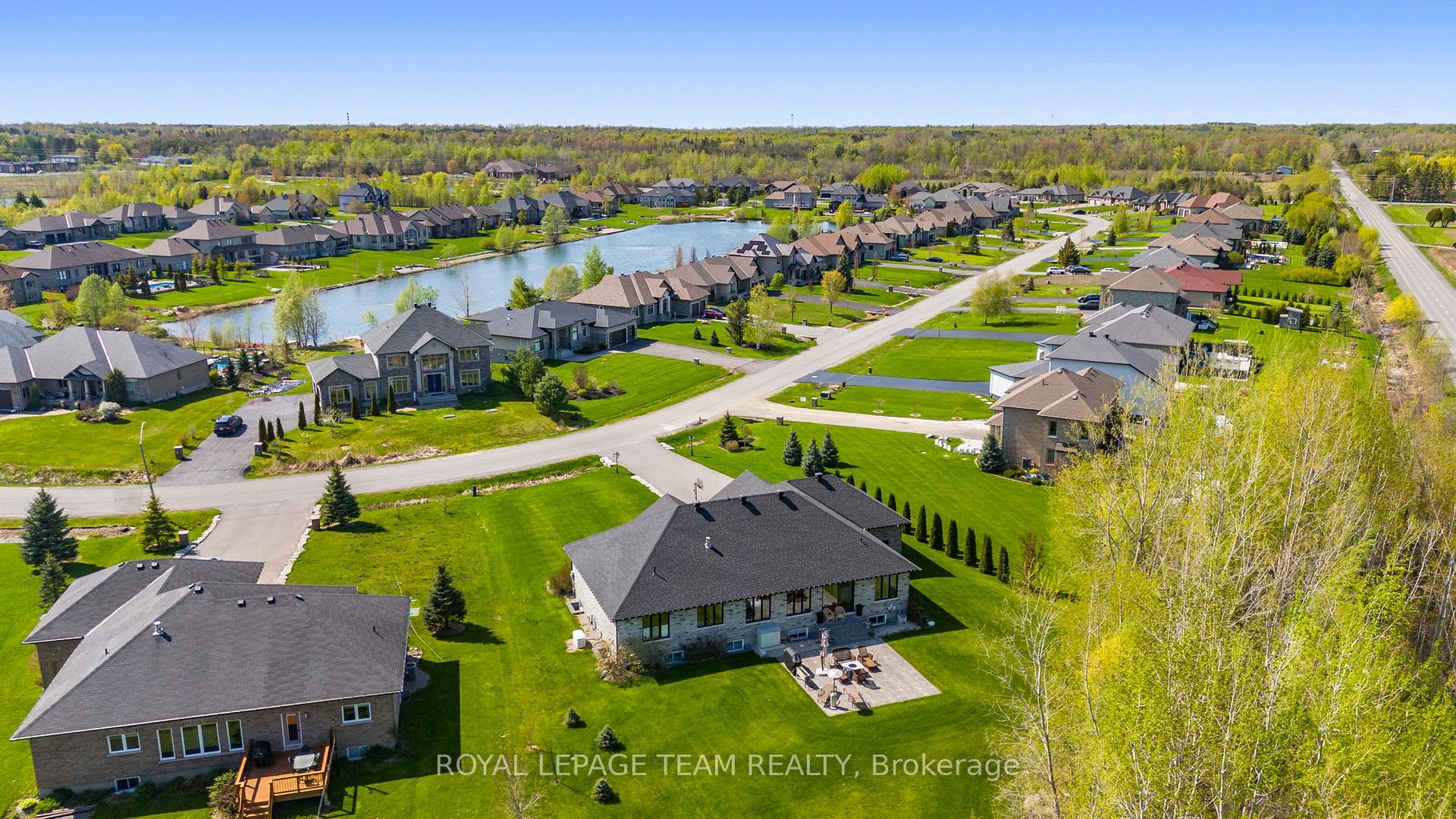 Photo 37 of 7384 Blue Water Crescent, Ottawa, Osgoode Twp North of Reg Rd 6 — HOMEH