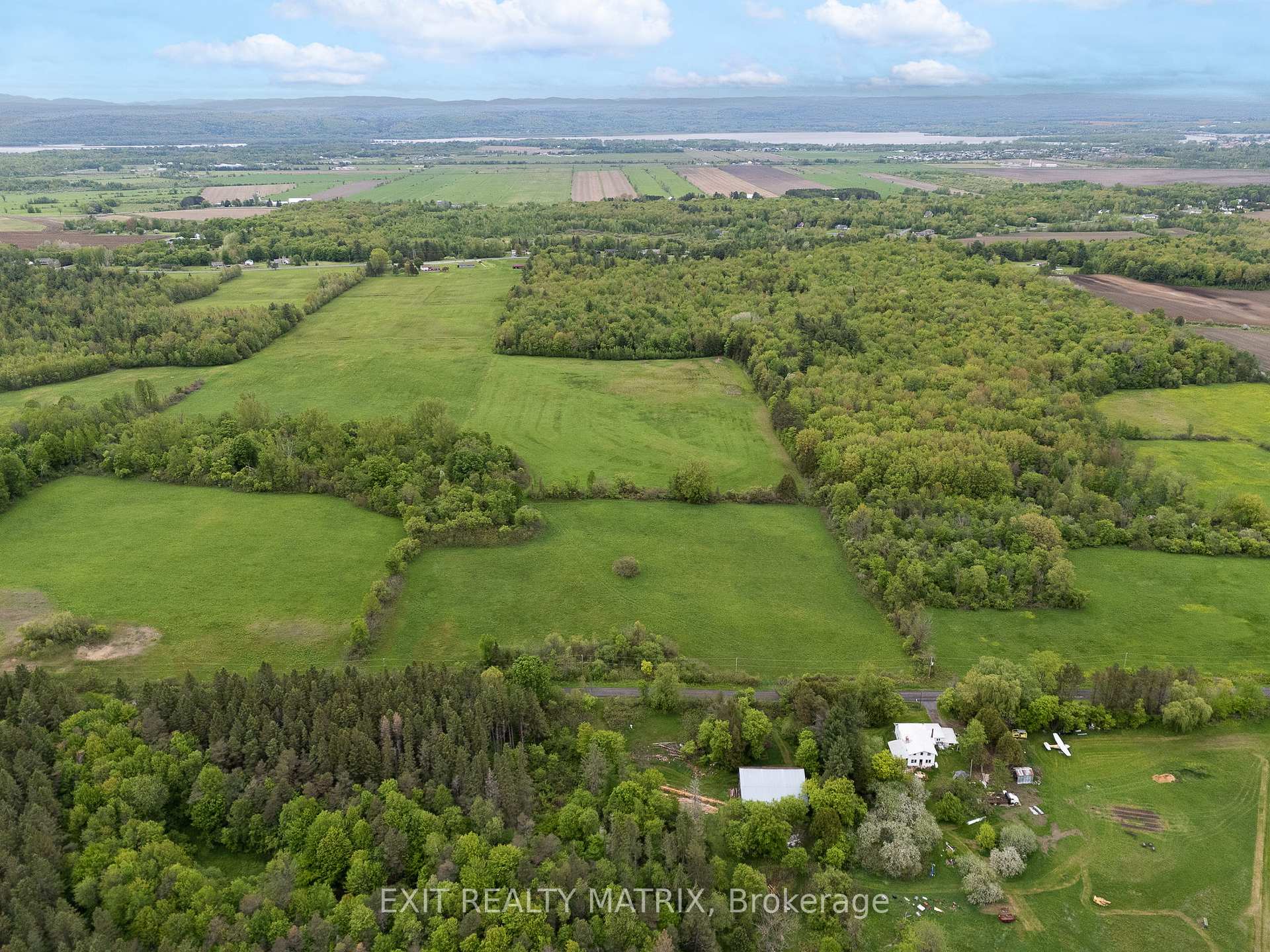 Photo 6 of 1859 Greenlane Road, Champlain, Champlain Twp — HOMEH