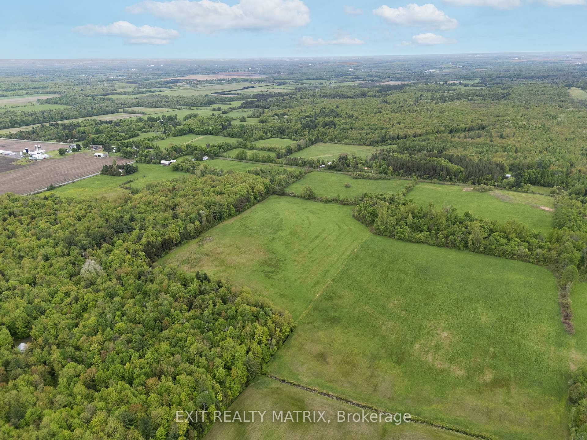 Photo 5 of 1859 Greenlane Road, Champlain, Champlain Twp — HOMEH