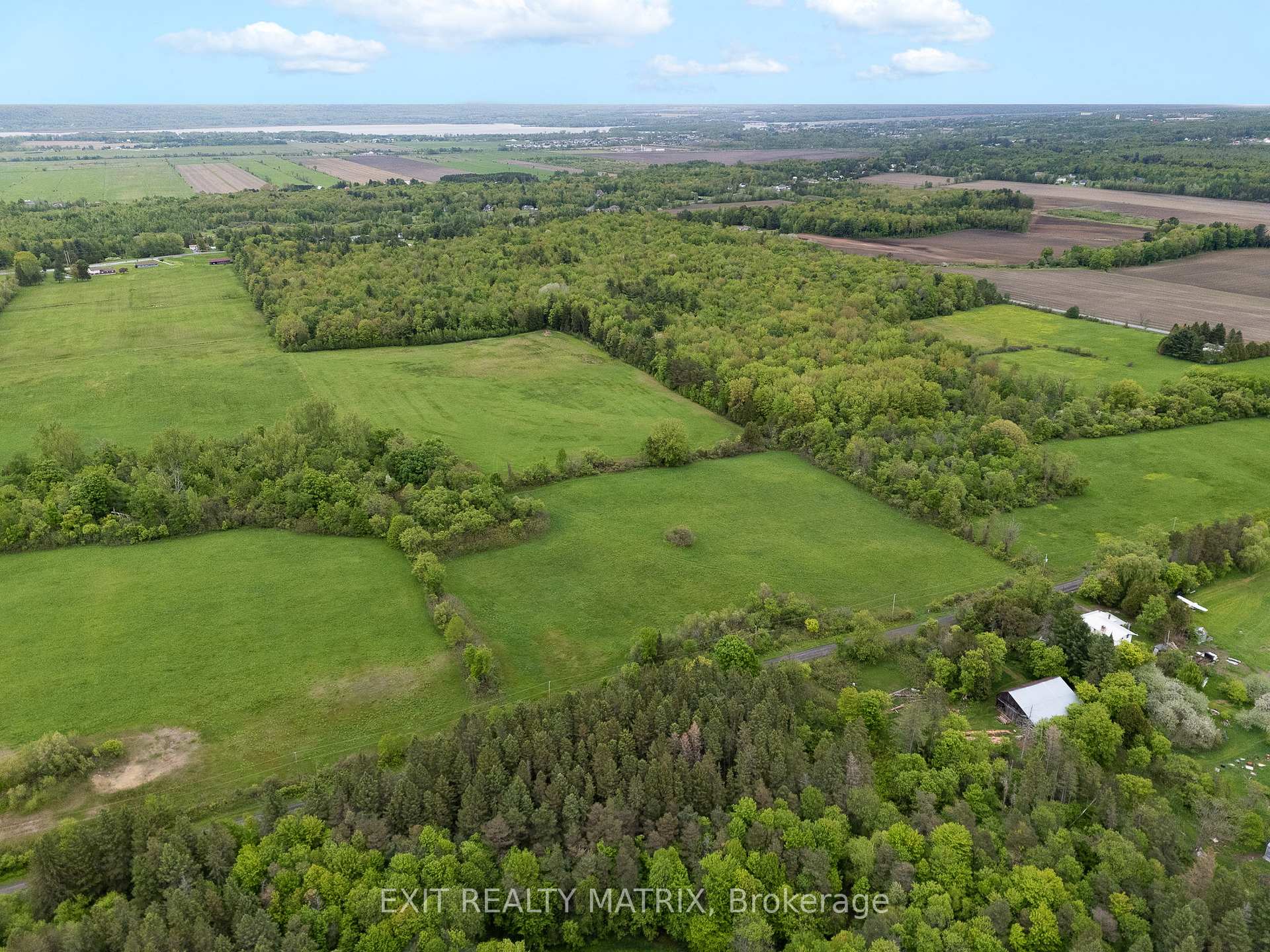 Photo 7 of 1859 Greenlane Road, Champlain, Champlain Twp — HOMEH
