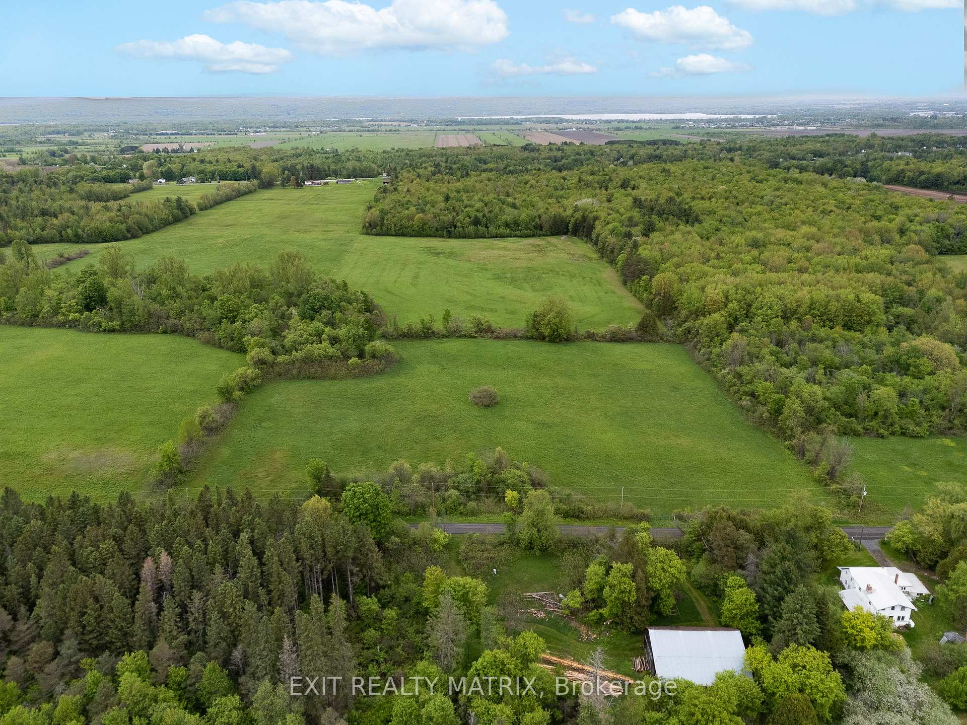 Photo 8 of 1859 Greenlane Road, Champlain, Champlain Twp — HOMEH
