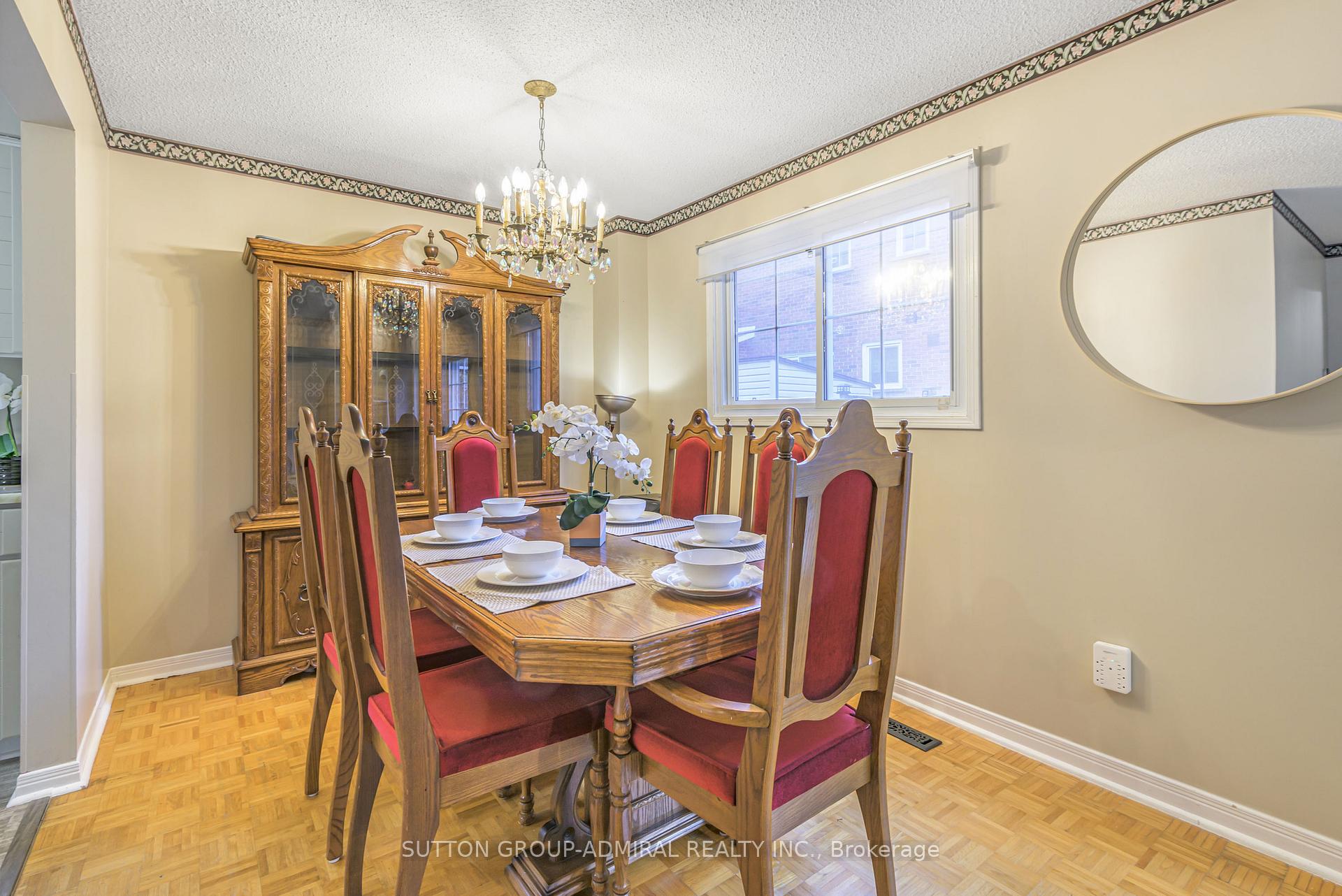 Photo 5 of 95 New Seabury Drive, Vaughan, Glen Shields — HOMEH