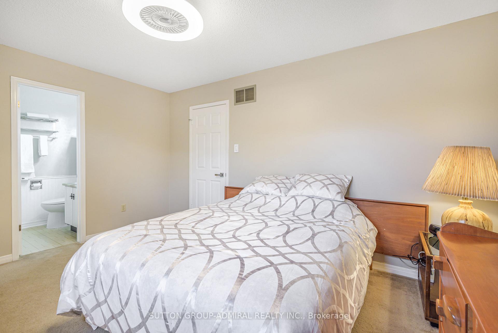 Photo 12 of 95 New Seabury Drive, Vaughan, Glen Shields — HOMEH