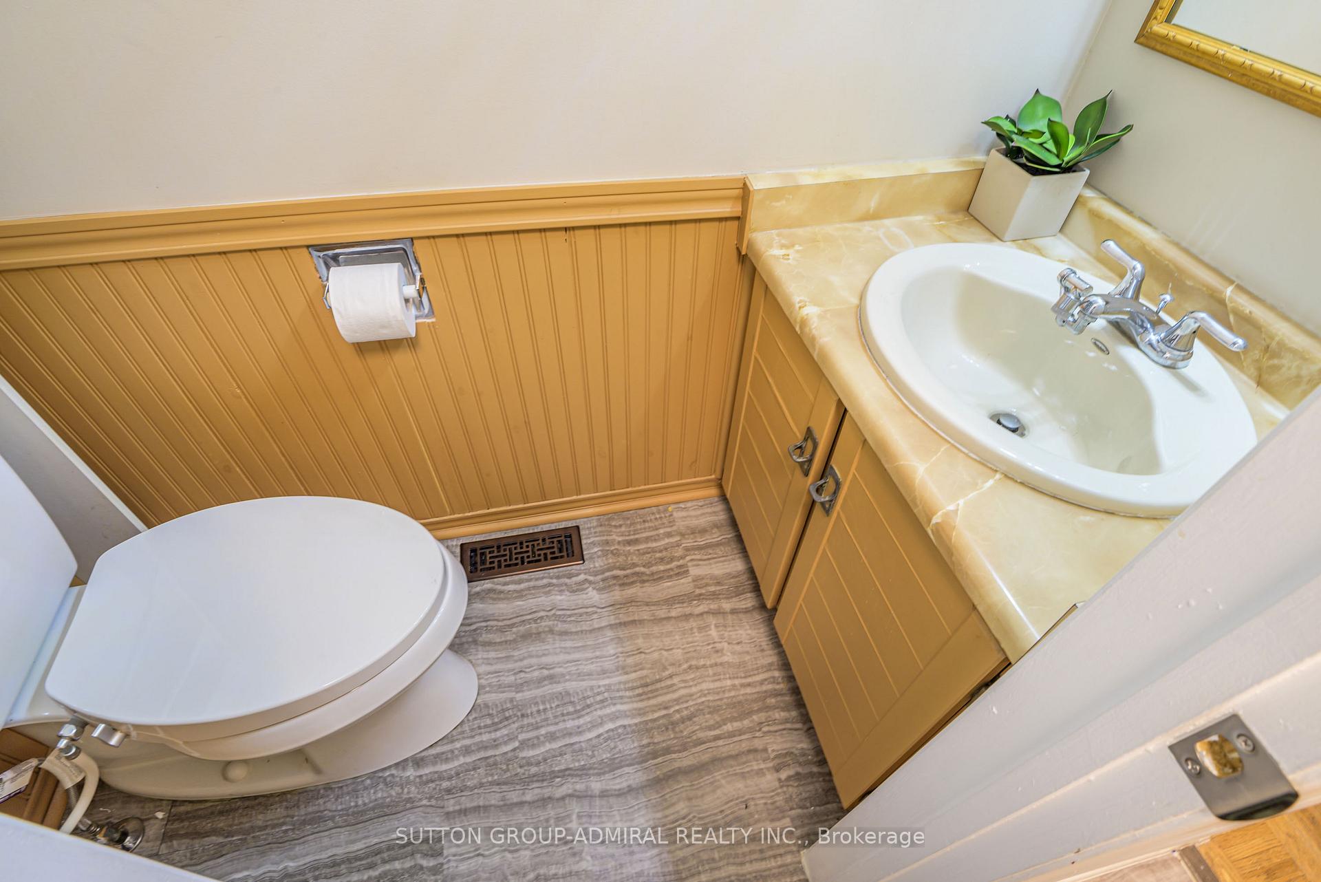 Photo 33 of 95 New Seabury Drive, Vaughan, Glen Shields — HOMEH