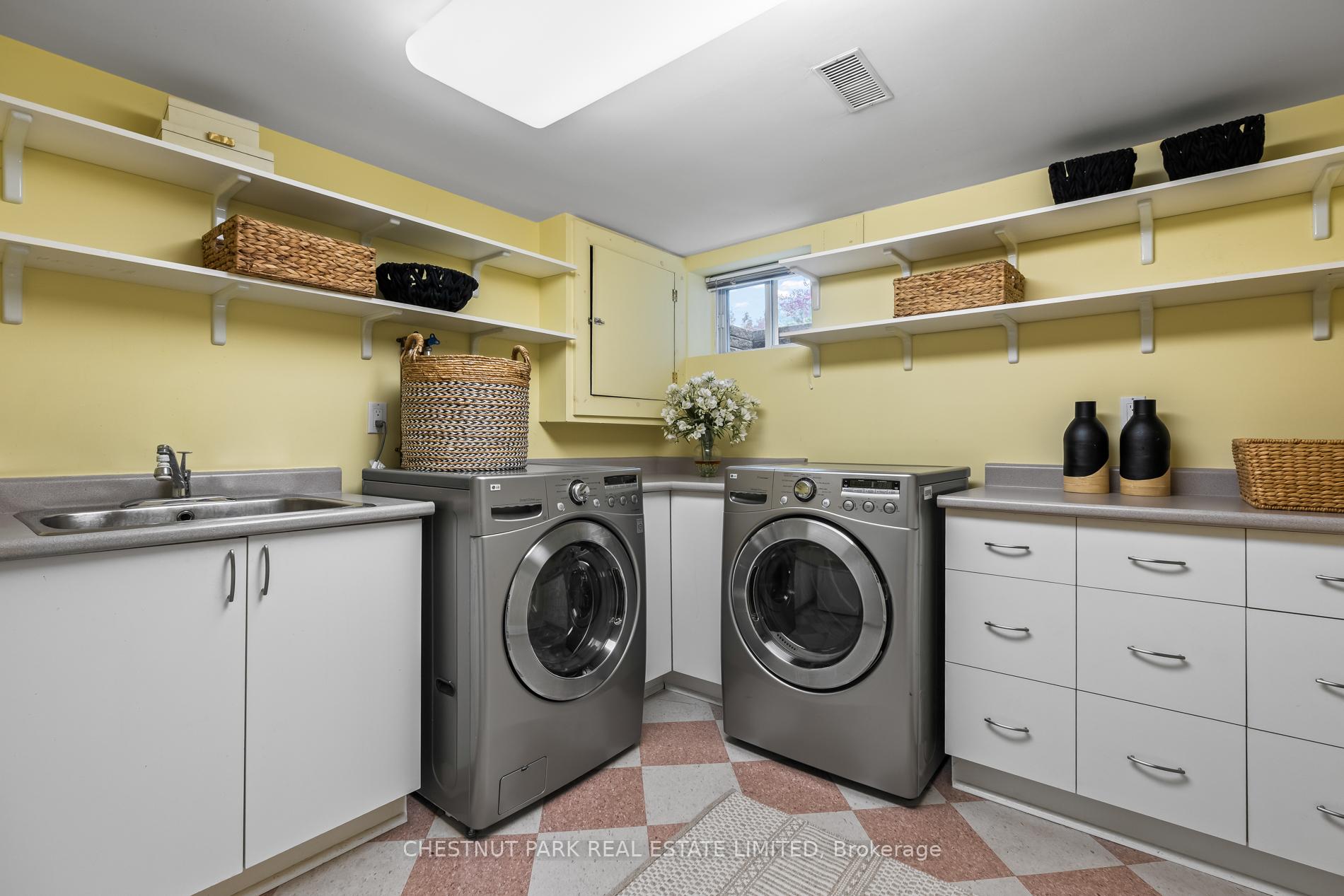 Photo 37 of 148 Hanna Road, Toronto, Leaside — HOMEH