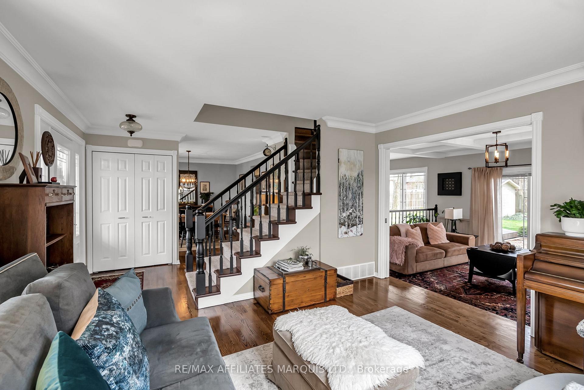Photo 8 of 1932 Belvedere Crescent, Cornwall — HOMEH