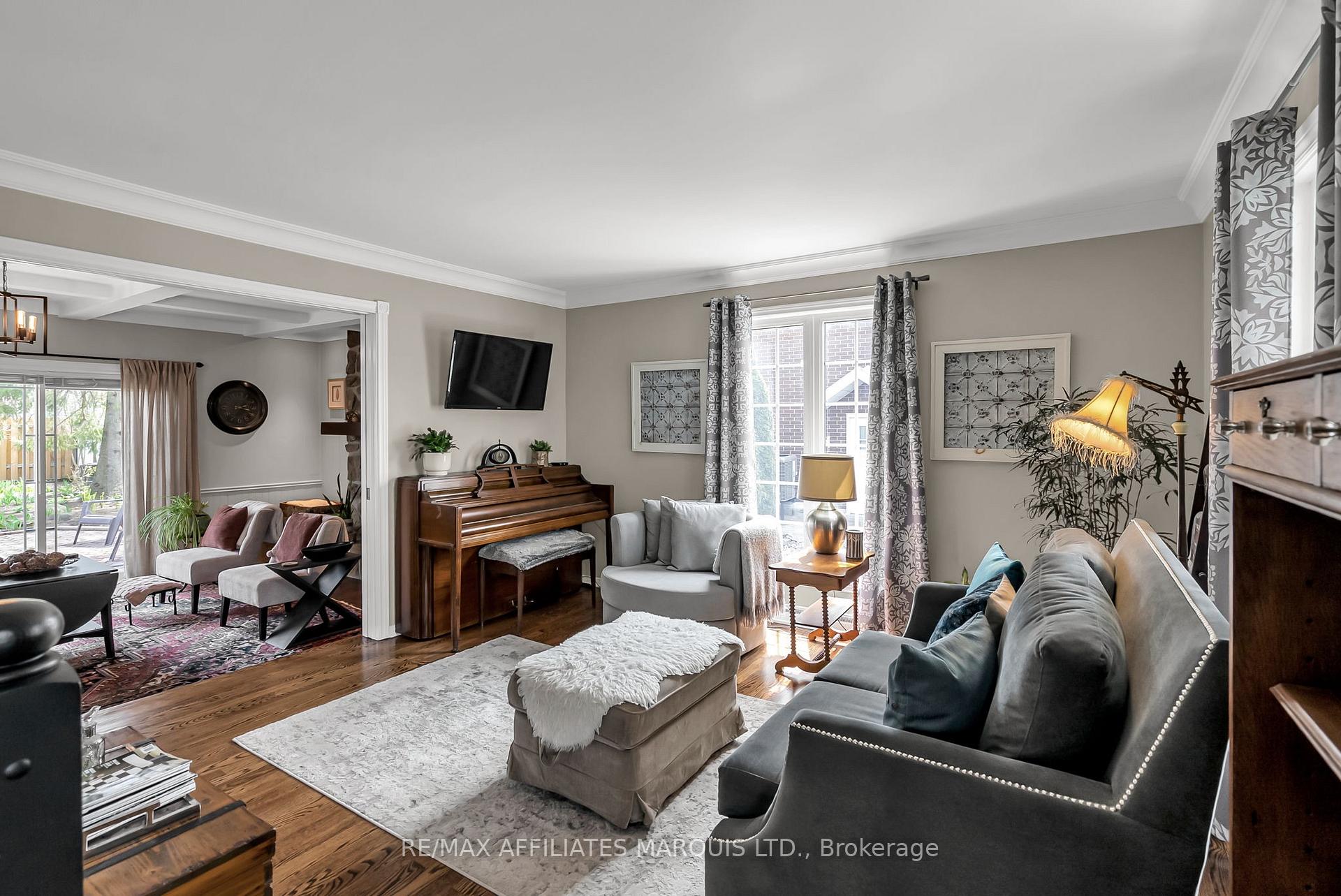Photo 7 of 1932 Belvedere Crescent, Cornwall — HOMEH