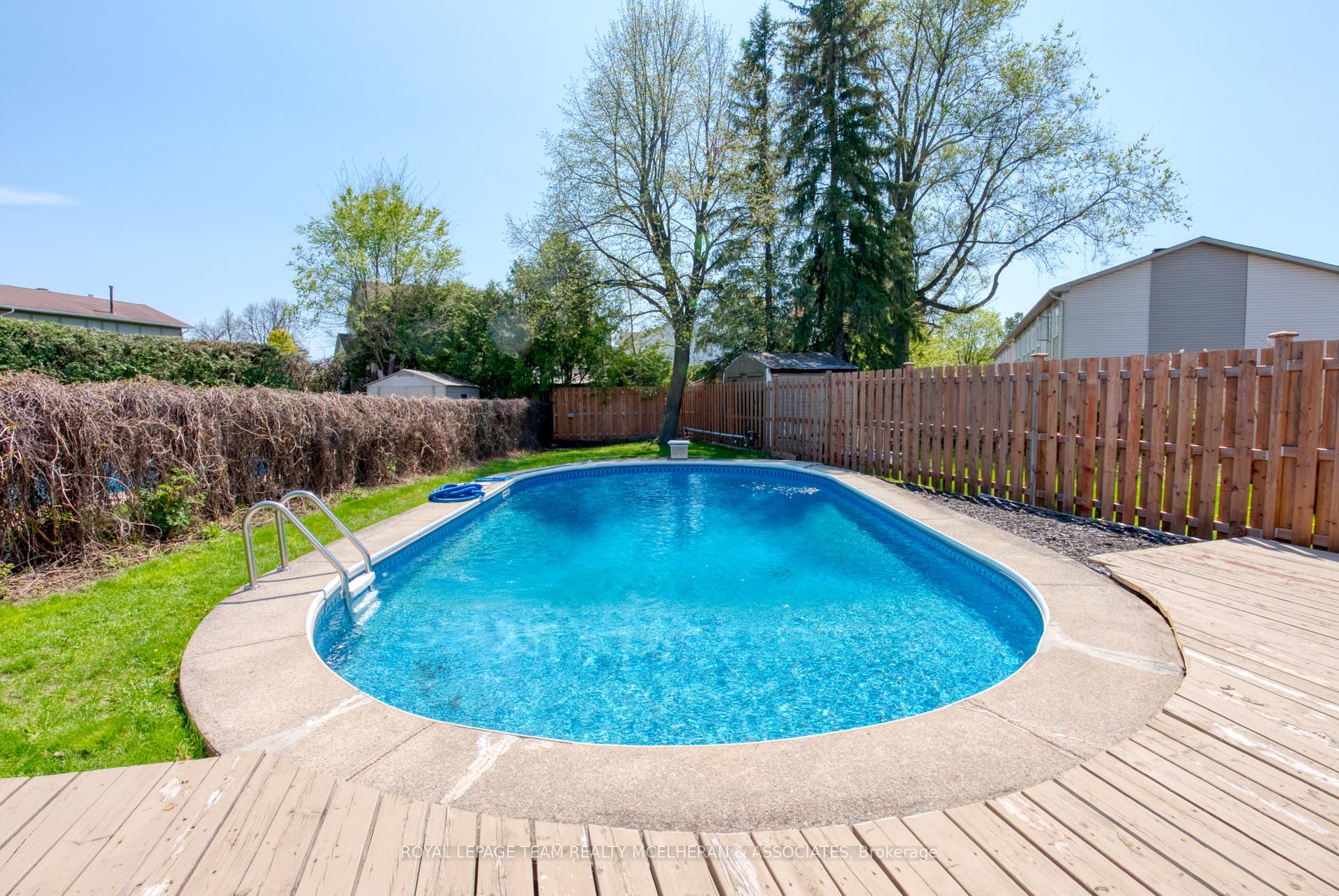 Photo 7 of 6224 Fortune Drive, Ottawa, Convent Glen North — HOMEH