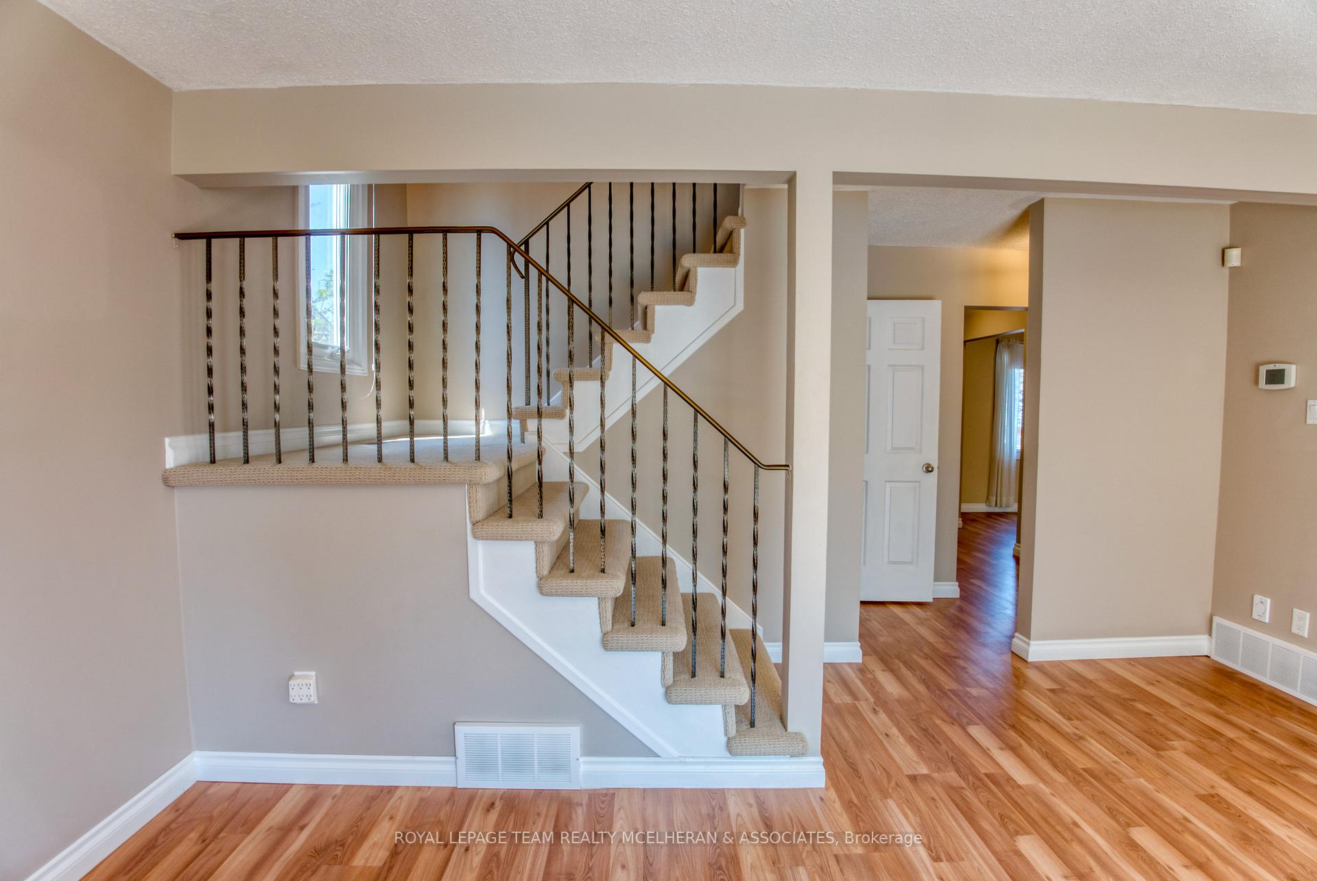 Photo 18 of 6224 Fortune Drive, Ottawa, Convent Glen North — HOMEH