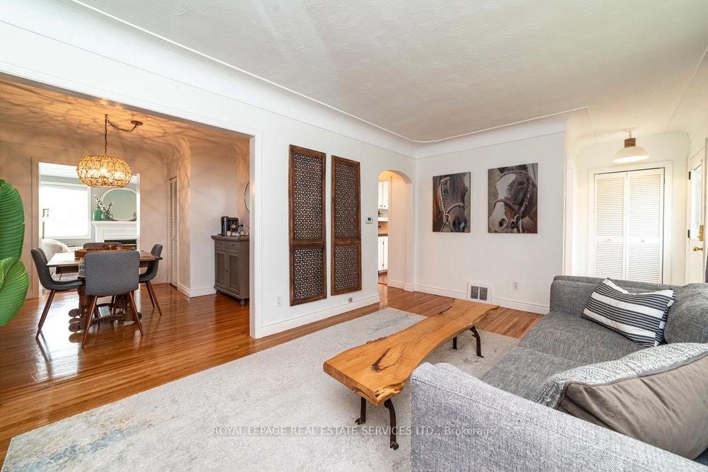 Photo 7 of 16 McKay Road, Hamilton, Dundas — HOMEH