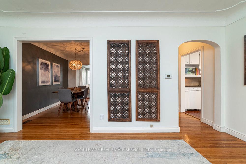 Photo 9 of 16 McKay Road, Hamilton, Dundas — HOMEH