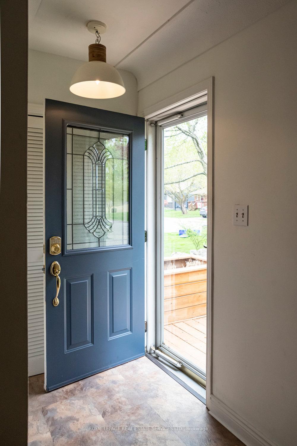 Photo 33 of 16 McKay Road, Hamilton, Dundas — HOMEH