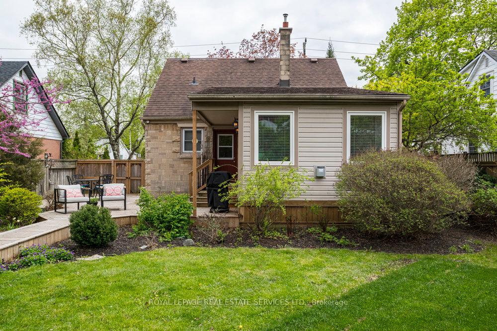 Photo 29 of 16 McKay Road, Hamilton, Dundas — HOMEH