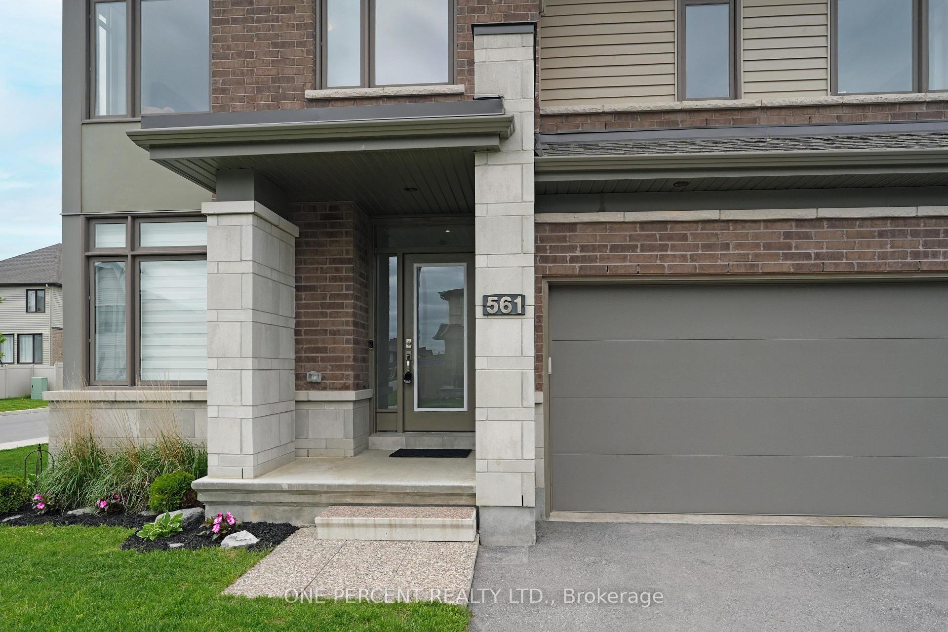 Photo 6 of 561 Bobolink Ridge, Ottawa, Stittsville (South) — HOMEH
