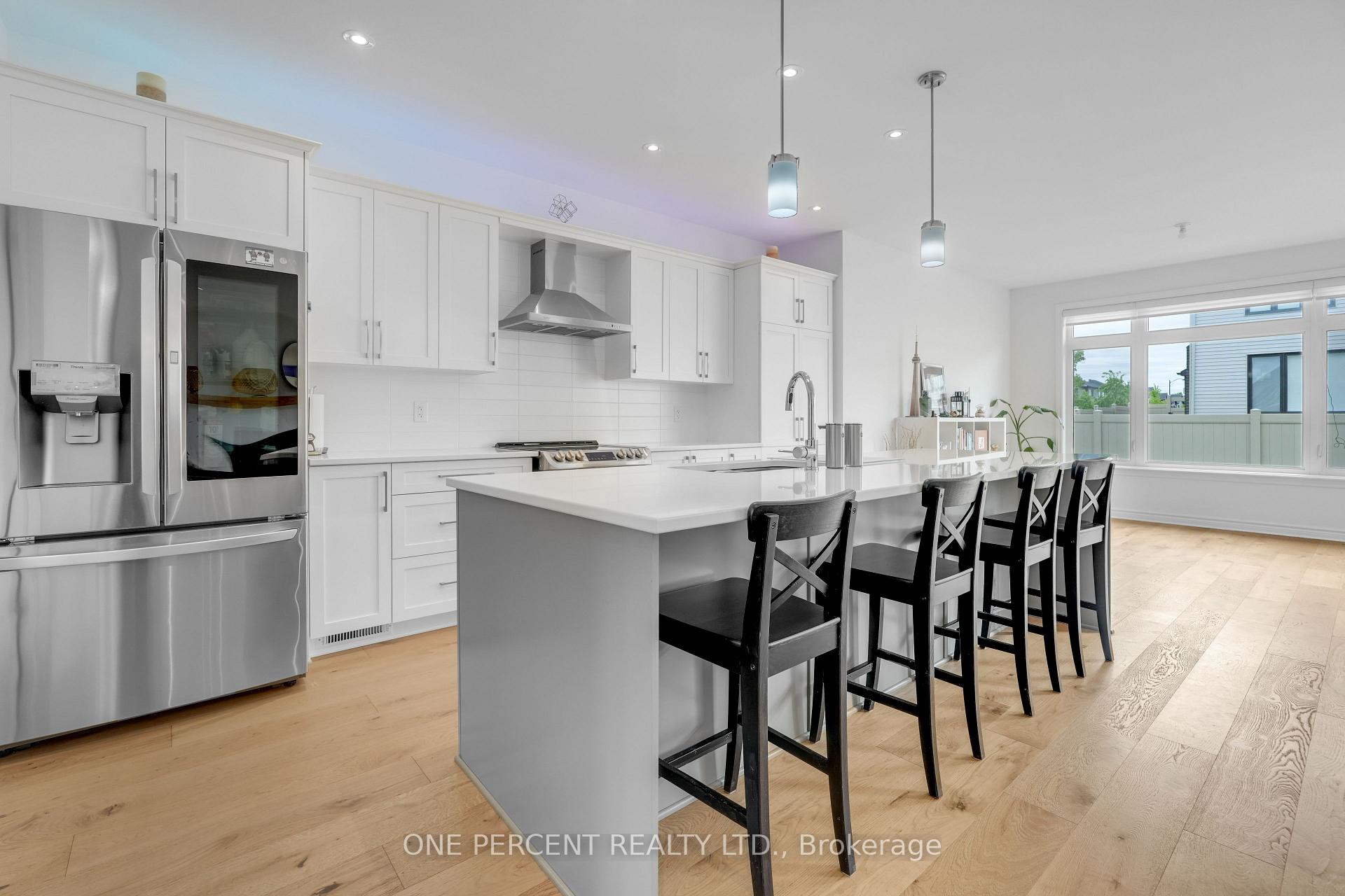 Photo 2 of 561 Bobolink Ridge, Ottawa, Stittsville (South) — HOMEH