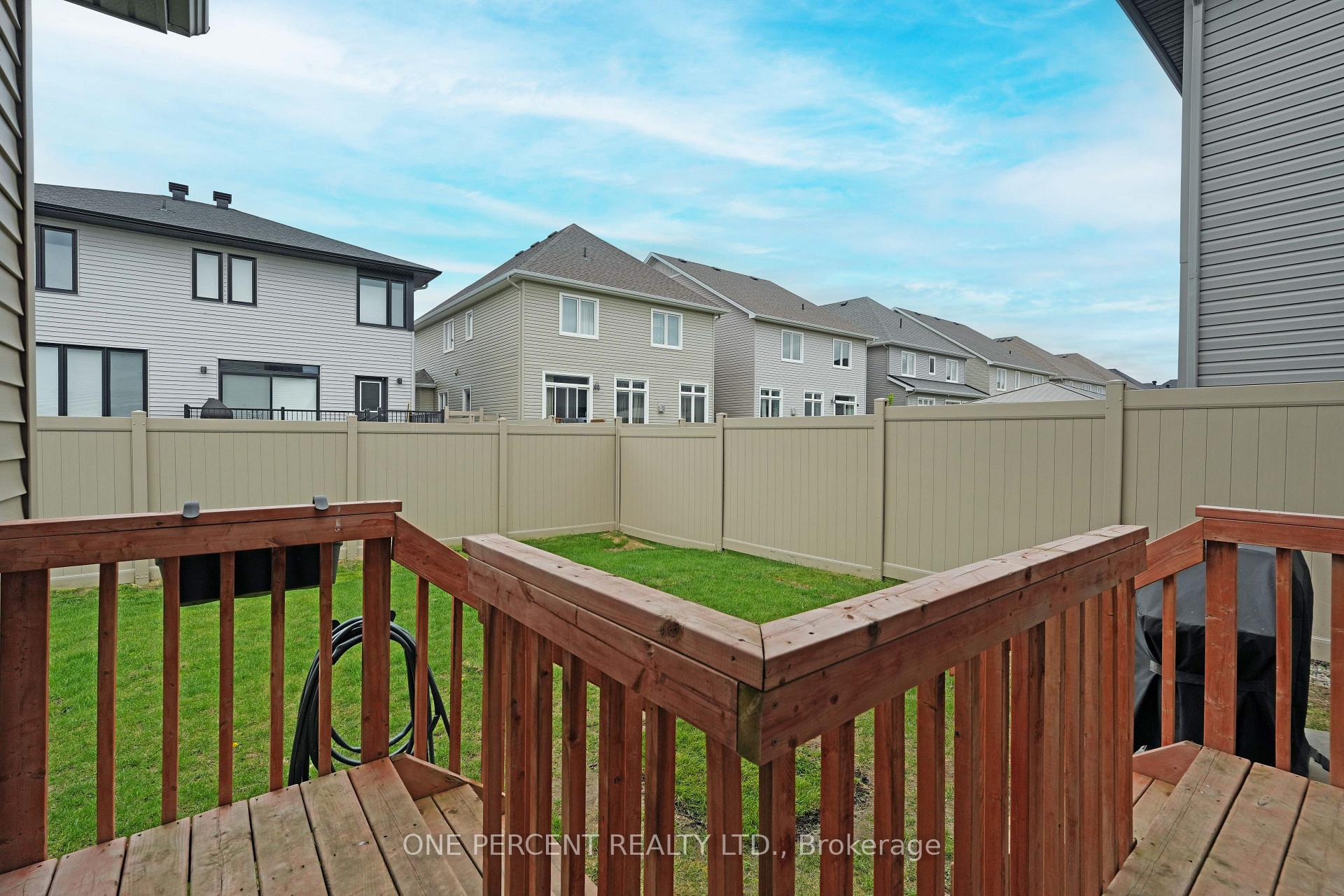 Photo 20 of 561 Bobolink Ridge, Ottawa, Stittsville (South) — HOMEH