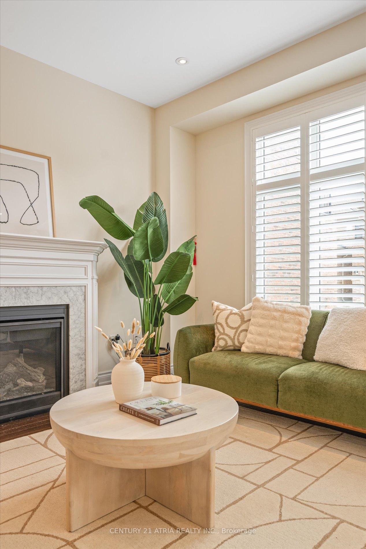 Photo 13 of 6 Park Glen Lane, Markham, Angus Glen — HOMEH