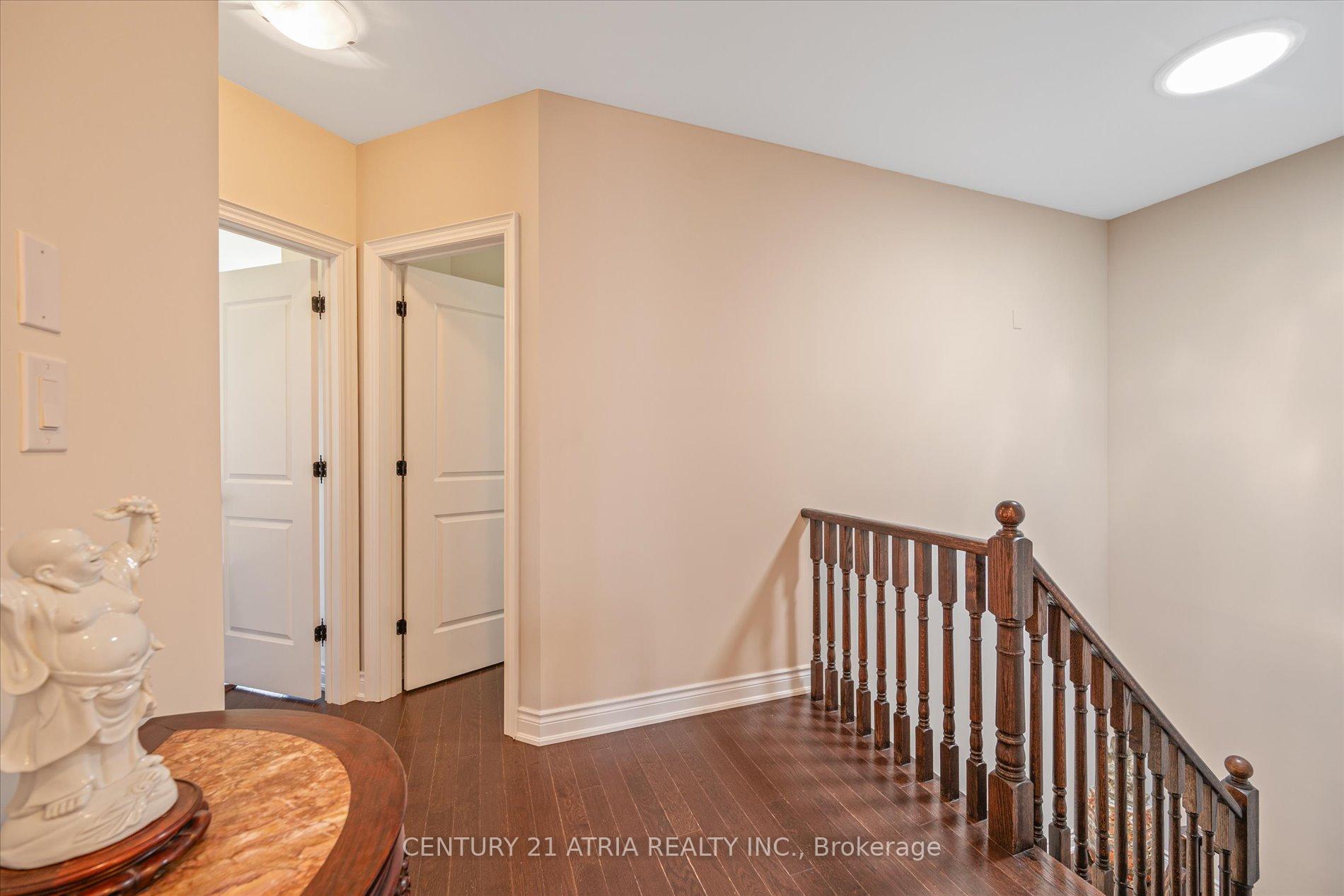 Photo 12 of 6 Park Glen Lane, Markham, Angus Glen — HOMEH