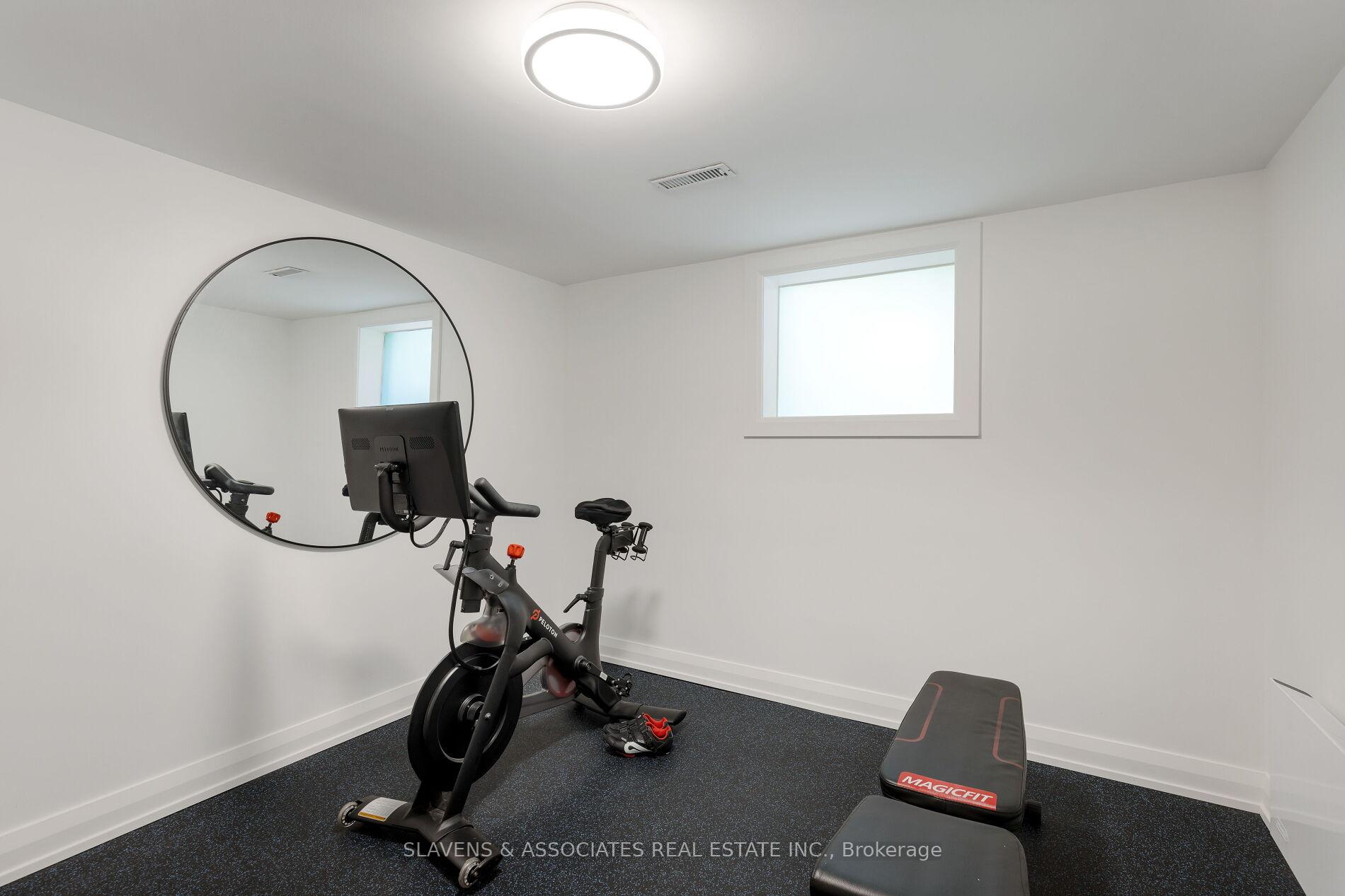 Photo 25 of 217 Lonsmount Drive, Toronto, Forest Hill South — HOMEH
