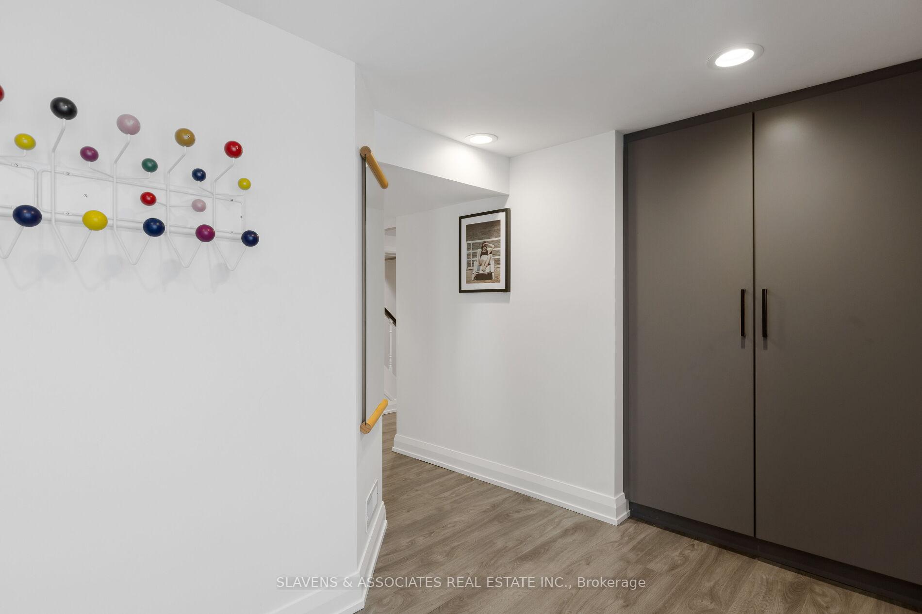Photo 26 of 217 Lonsmount Drive, Toronto, Forest Hill South — HOMEH