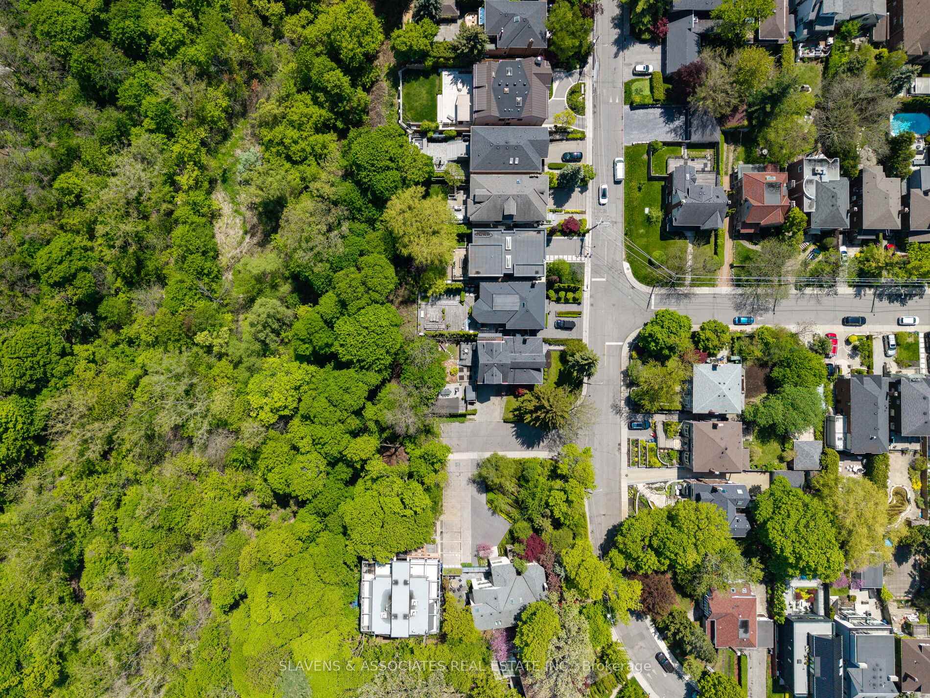 Photo 43 of 217 Lonsmount Drive, Toronto, Forest Hill South — HOMEH