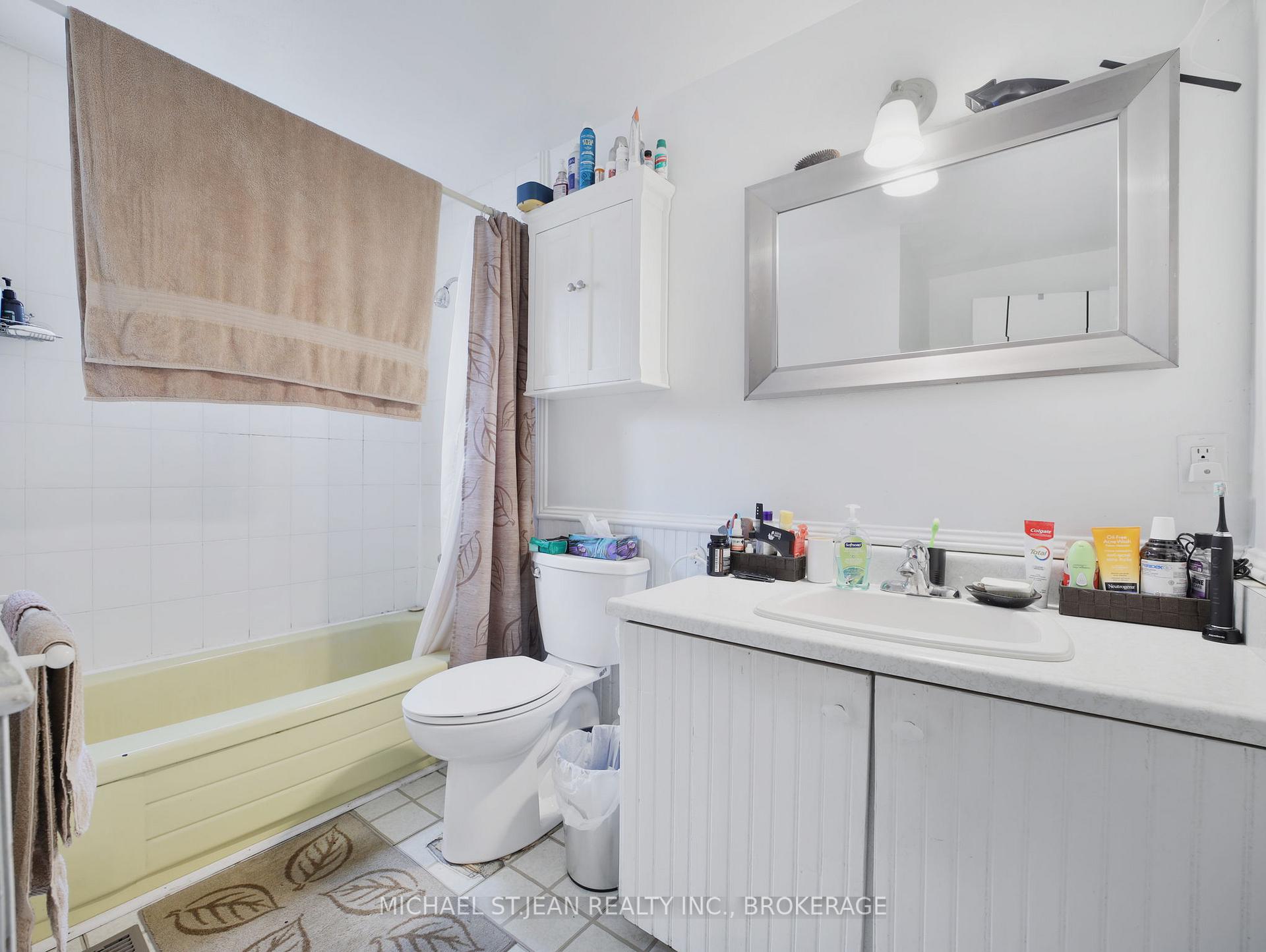 Photo 31 of 96 Carson Drive, Hamilton, Lisgar — HOMEH