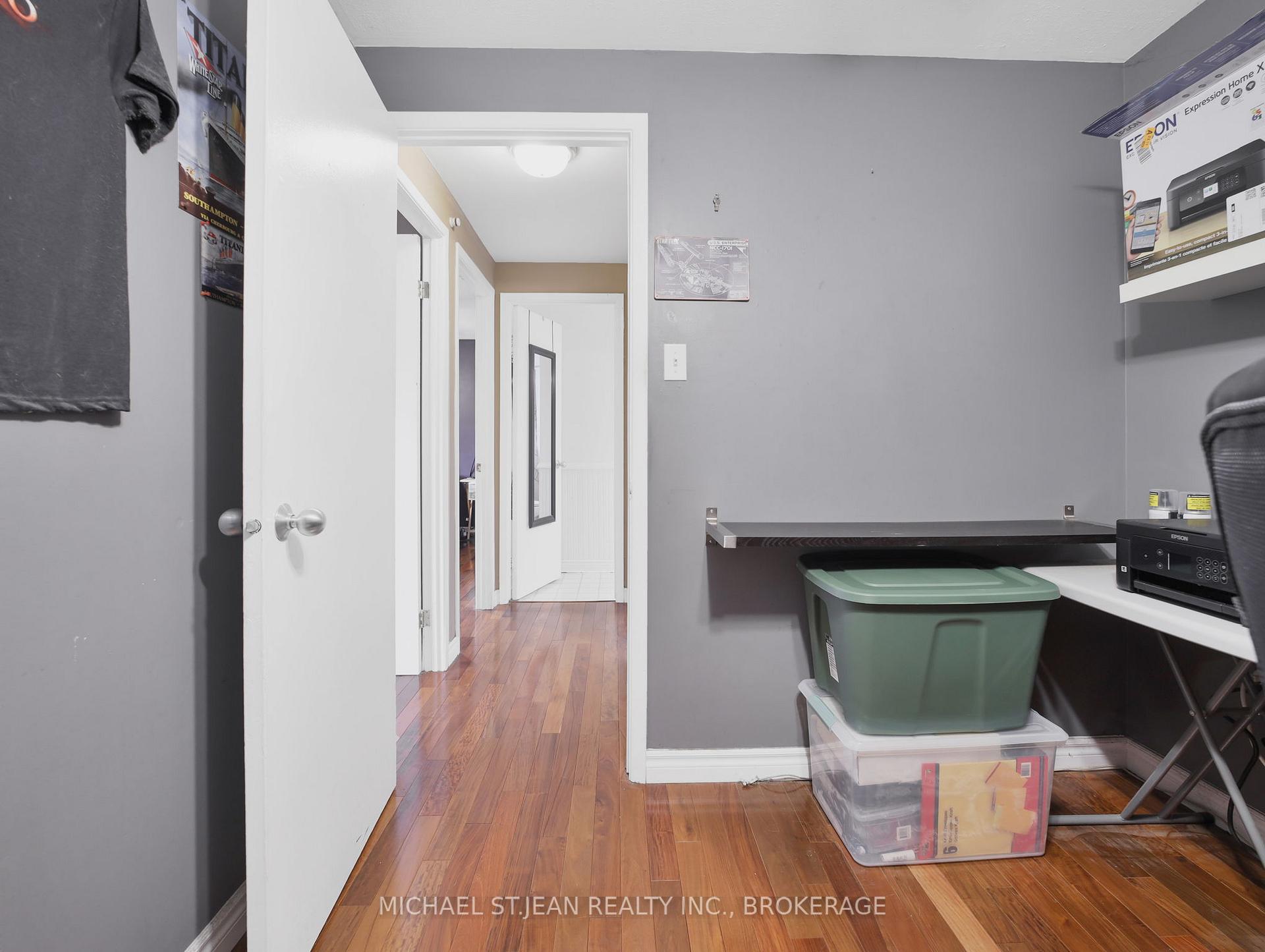 Photo 28 of 96 Carson Drive, Hamilton, Lisgar — HOMEH