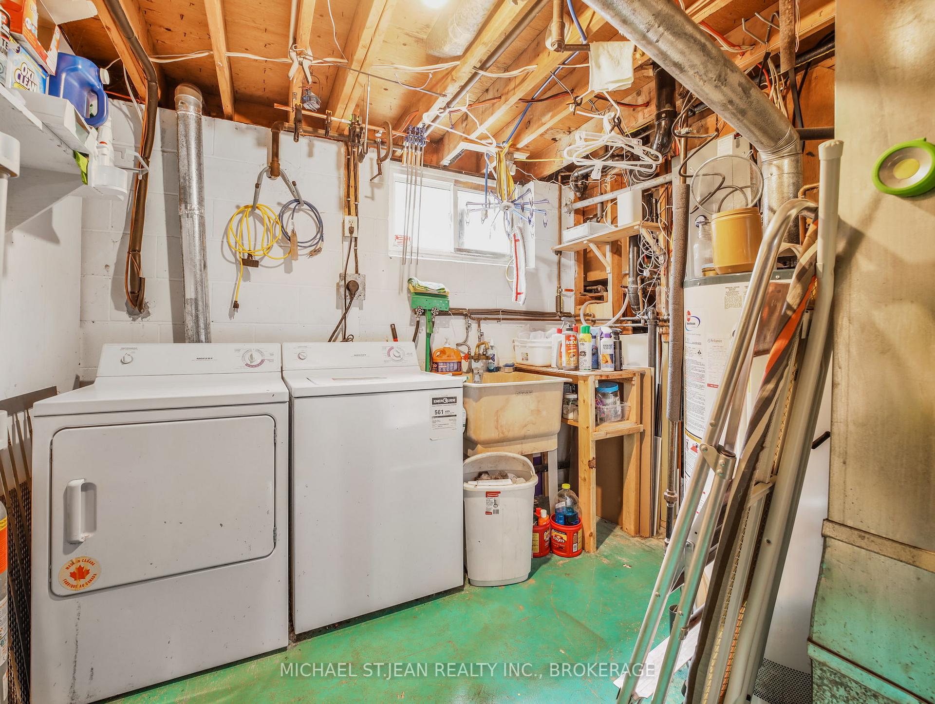 Photo 17 of 96 Carson Drive, Hamilton, Lisgar — HOMEH