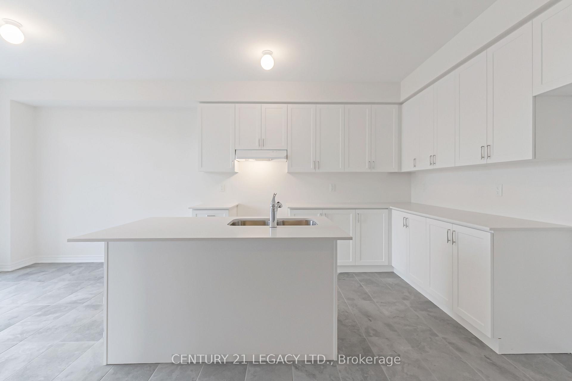 Photo 23 of 1274 Davis Loop, Innisfil, Lefroy — HOMEH