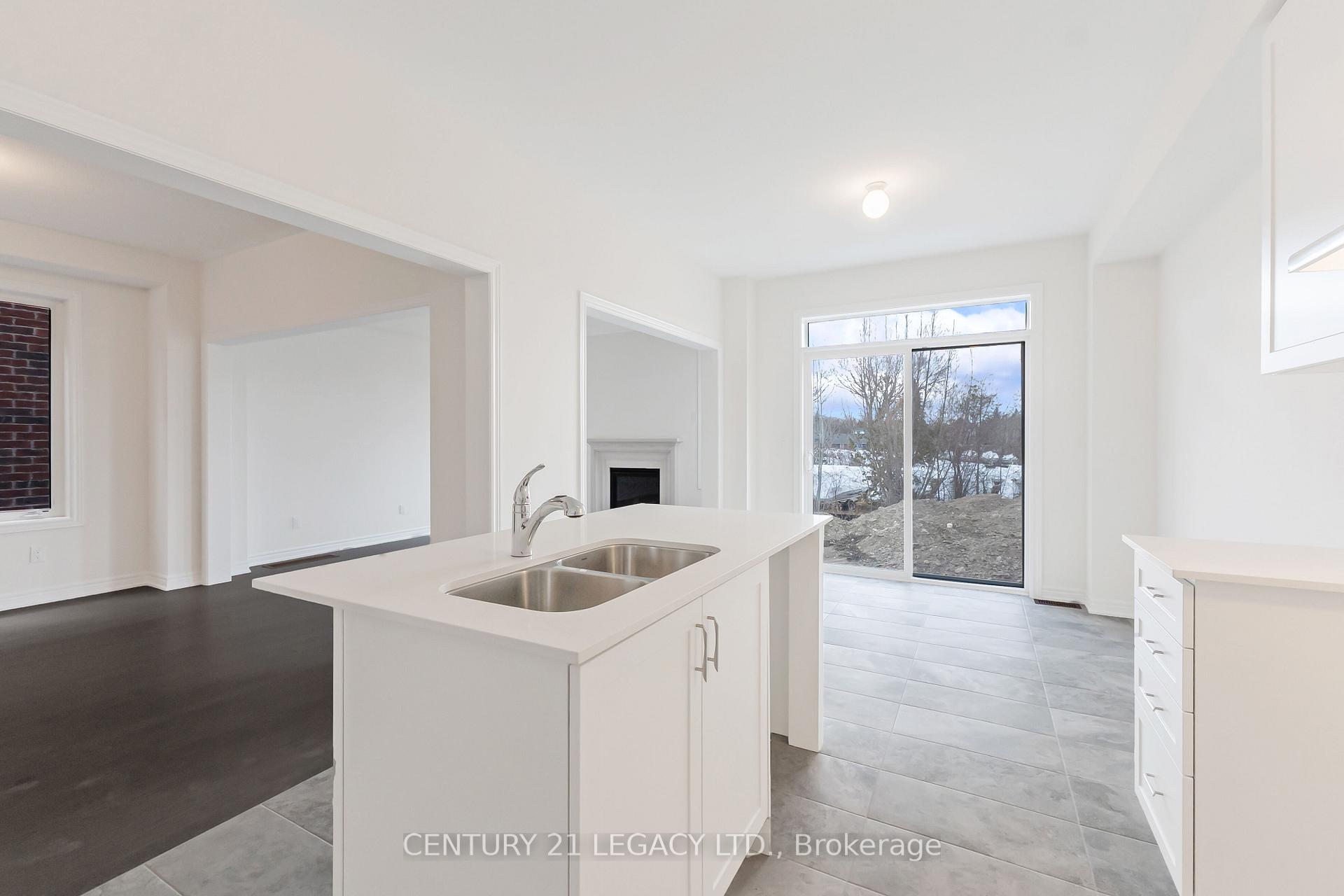 Photo 11 of 1274 Davis Loop, Innisfil, Lefroy — HOMEH